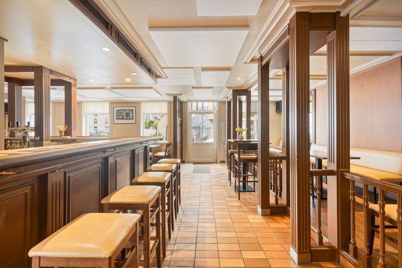 Handelspand met woonmogelijkheid en tuin – ideaal voor renovatie of herontwikkeling foto 11