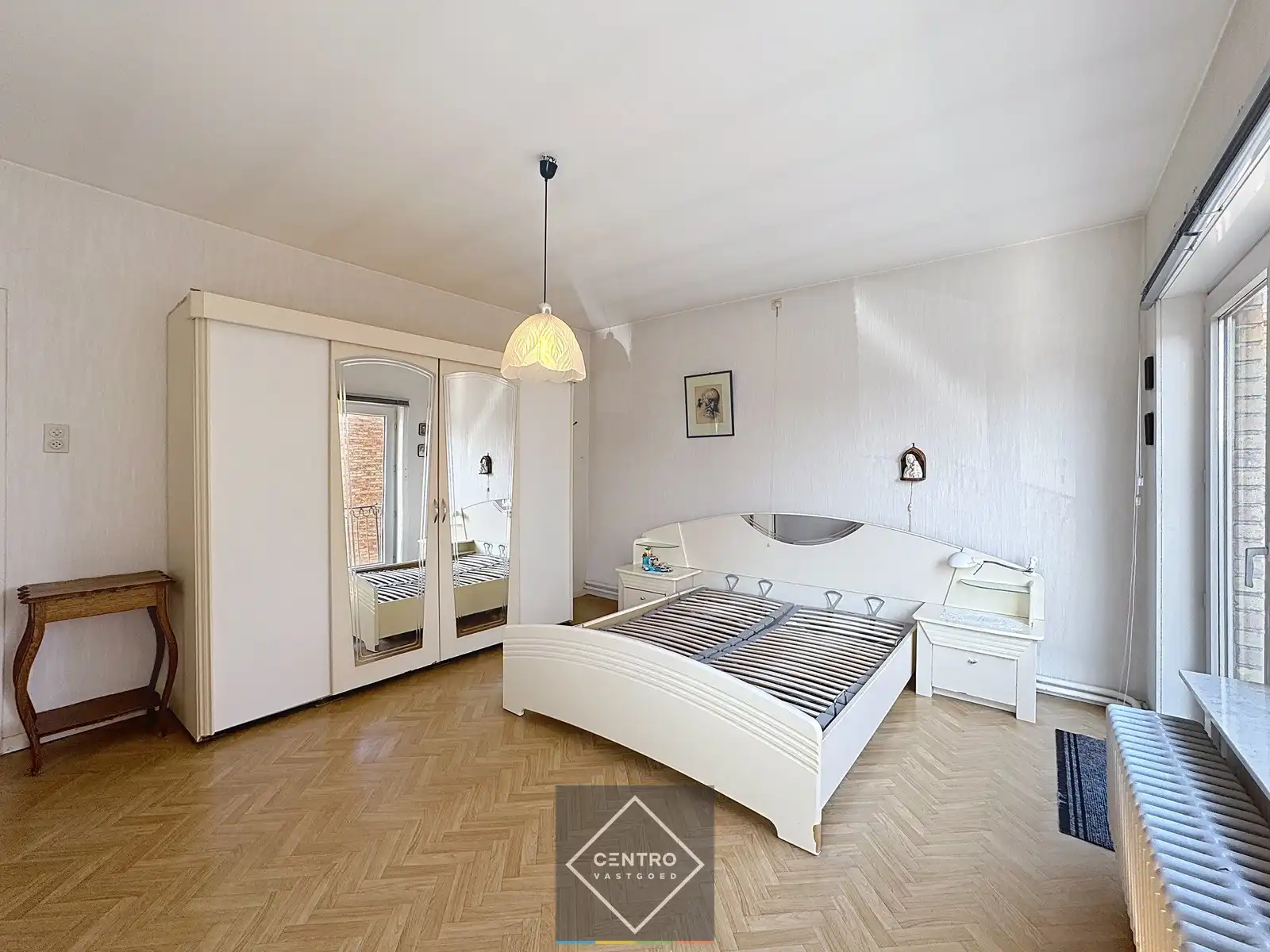 UITERST interessant gelegen woning te Sint-Andries! foto 14