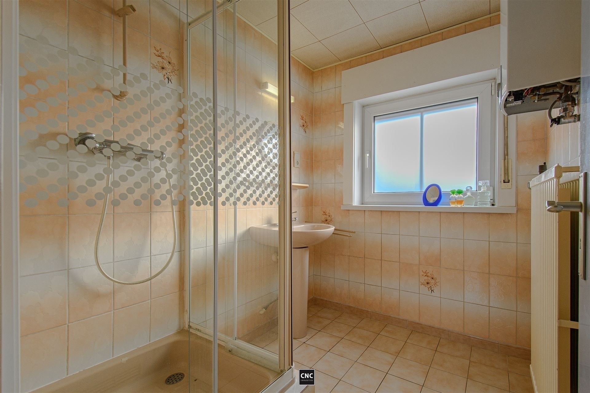 Bel-étage woning met potentieel in het pittoreske Lissewege. Halfopen bebouwing. Renovatieverplichting van toepassing! foto 13