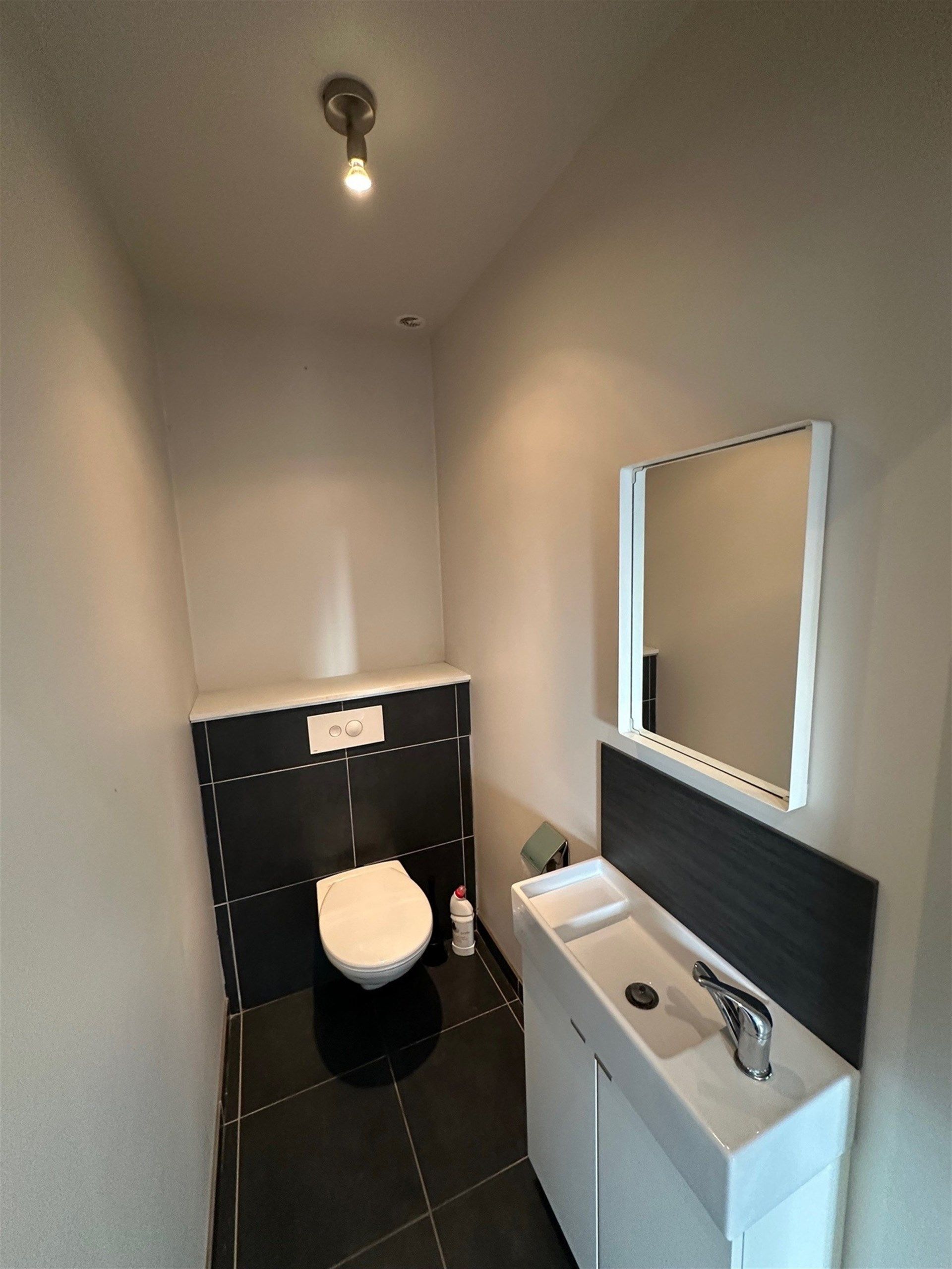 Bureel- of opslagruimte in tweede lijn met vlotte bereikbaarheid foto 10