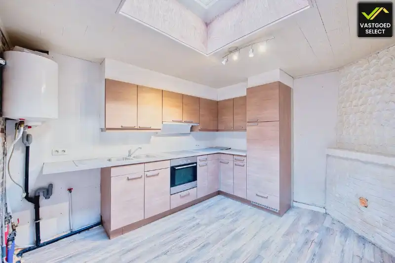 Rijwoning met 2 slaapkamers en zolder in Eeklo – EPC-label C foto 4