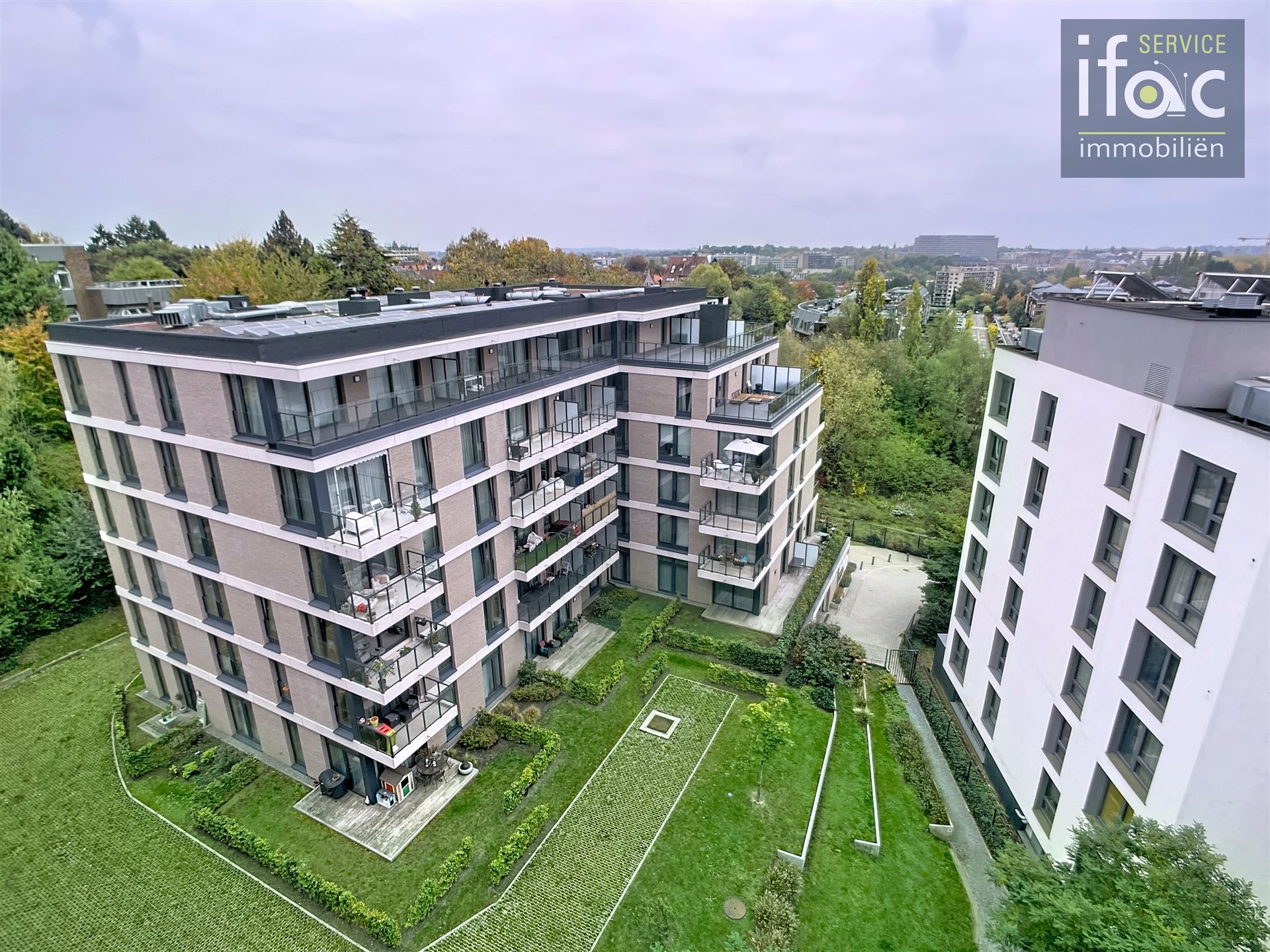 Fantastische duplex penthouse op het zevende verdiep.  foto 26