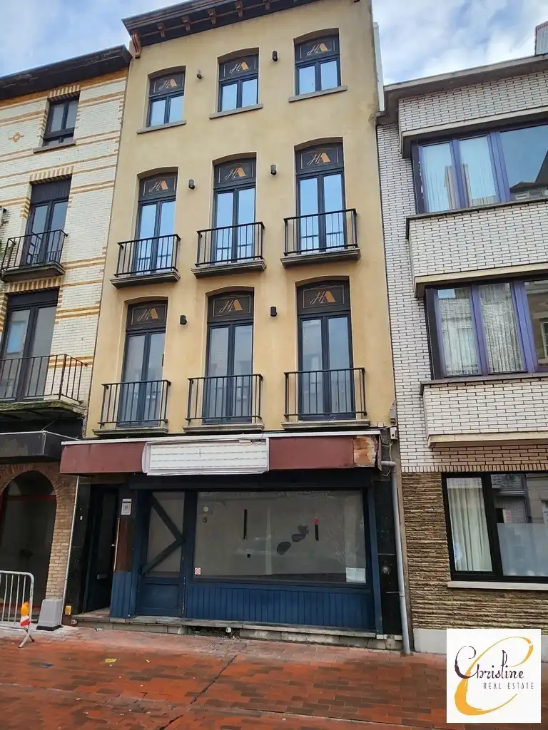 Karaktervol investeringspand op topligging in Blankenberge  foto 2