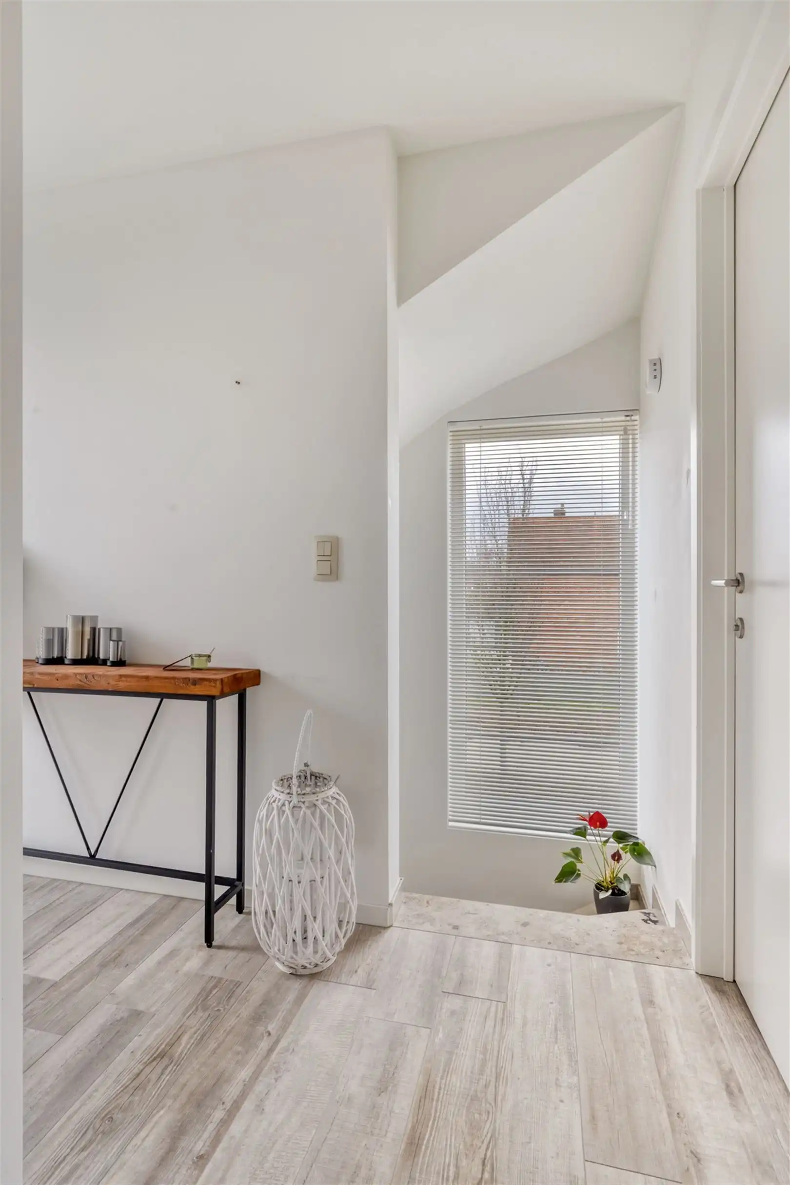 TE KOOP: Recente, lichtrijke woning met 3 slaapkamers te Tessenderlo! foto 13
