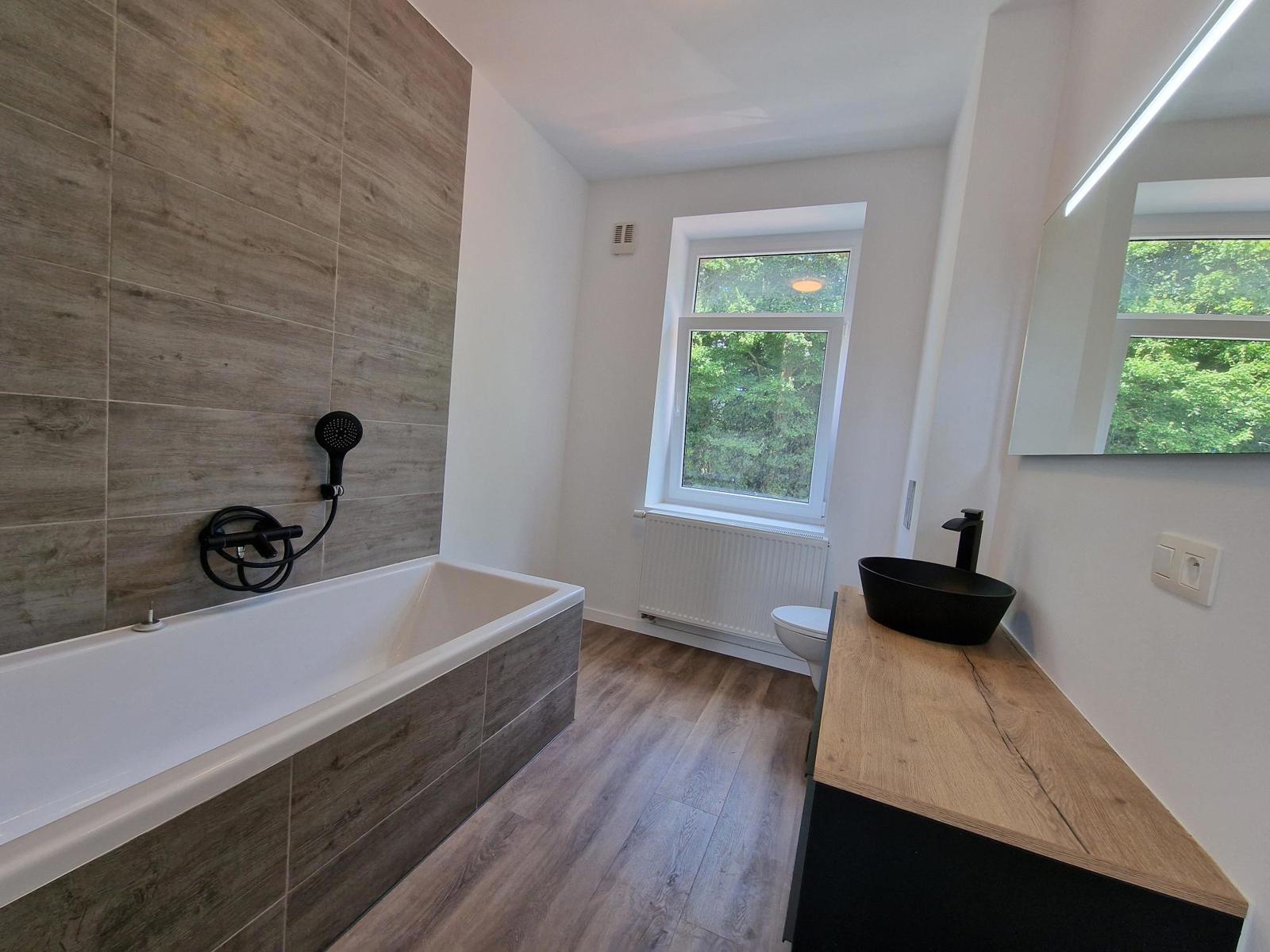 Gerenoveerde woning 3 slpks 2 badks te Landen foto 17