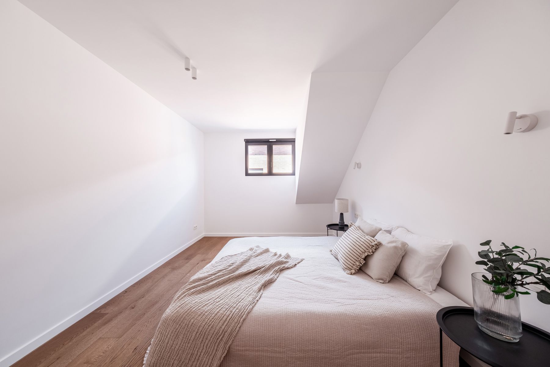 Gerenoveerde penthouse met 3 slpks en terras foto 11