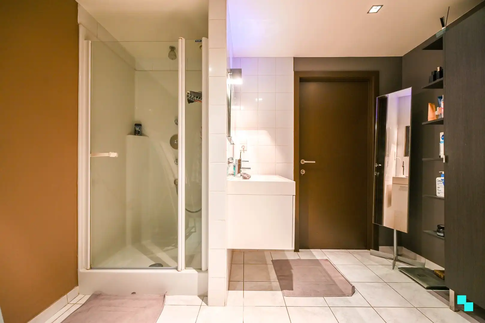 Instapklaar, gelijkvloers appartement in Ooigem foto 15