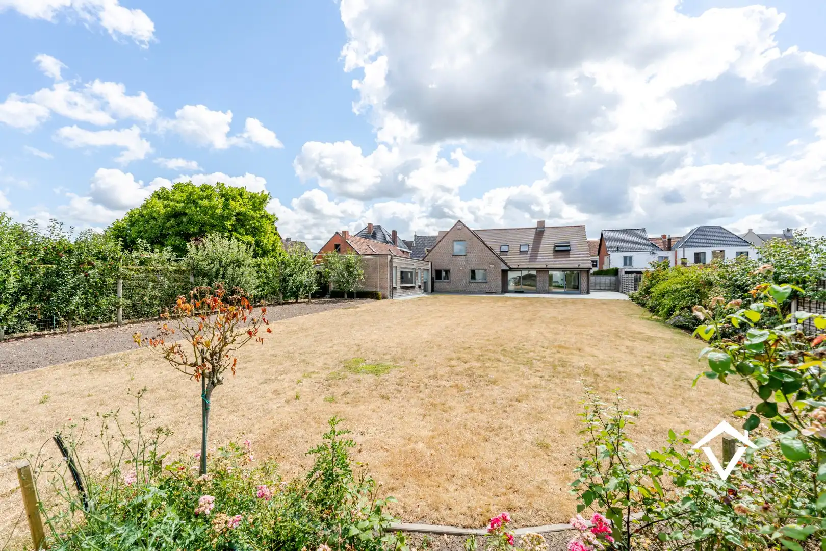 Alleenstaande woning met polyvalent bijgebouw te Zedelgem  foto 16
