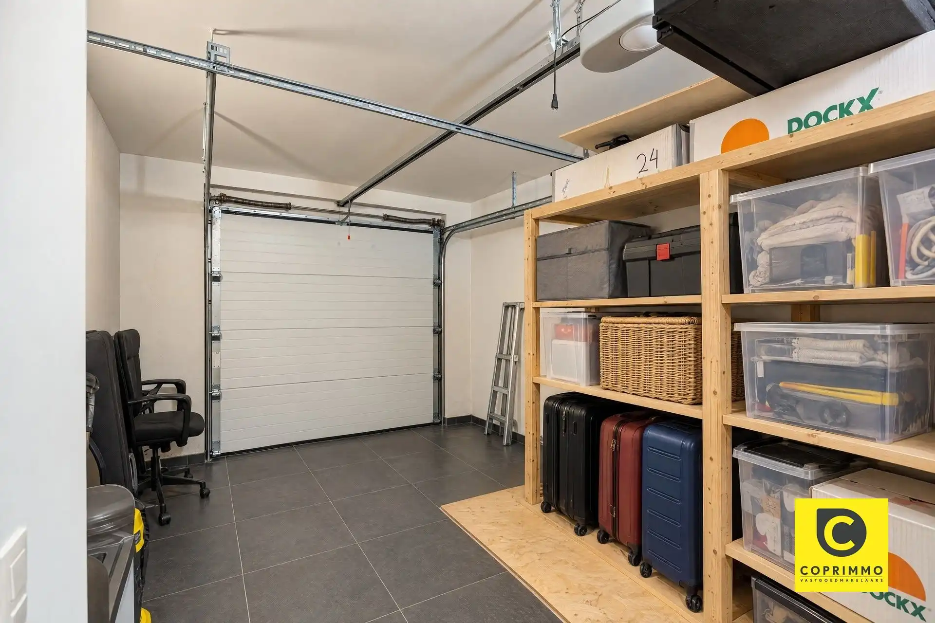Gerenoveerd pareltje met 3 slpks, stadskoer &  garage te Groenenhoek! foto 15