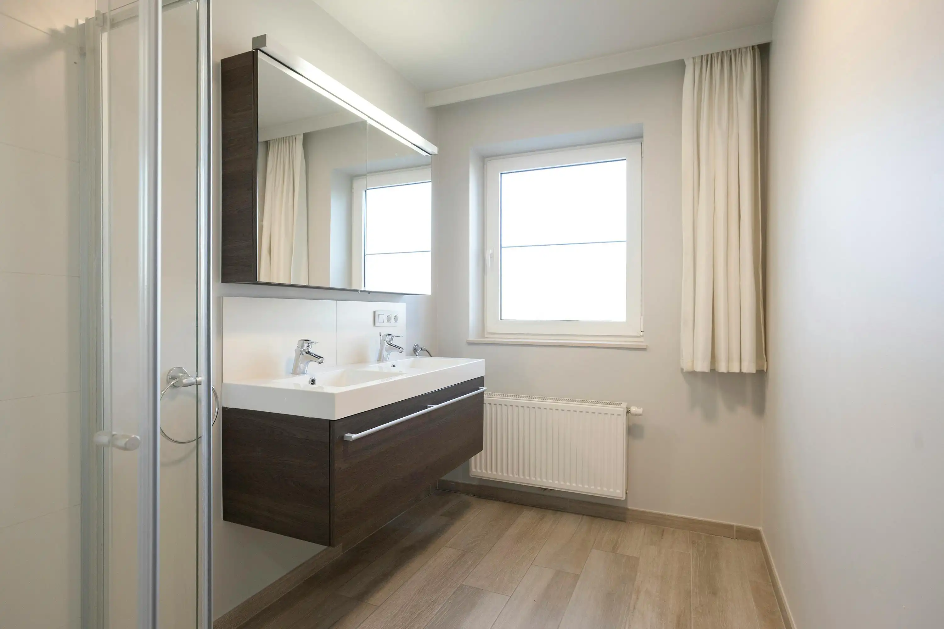 Instapklaar appartement met 2 slaapkamers in centrum Oostkamp foto 6