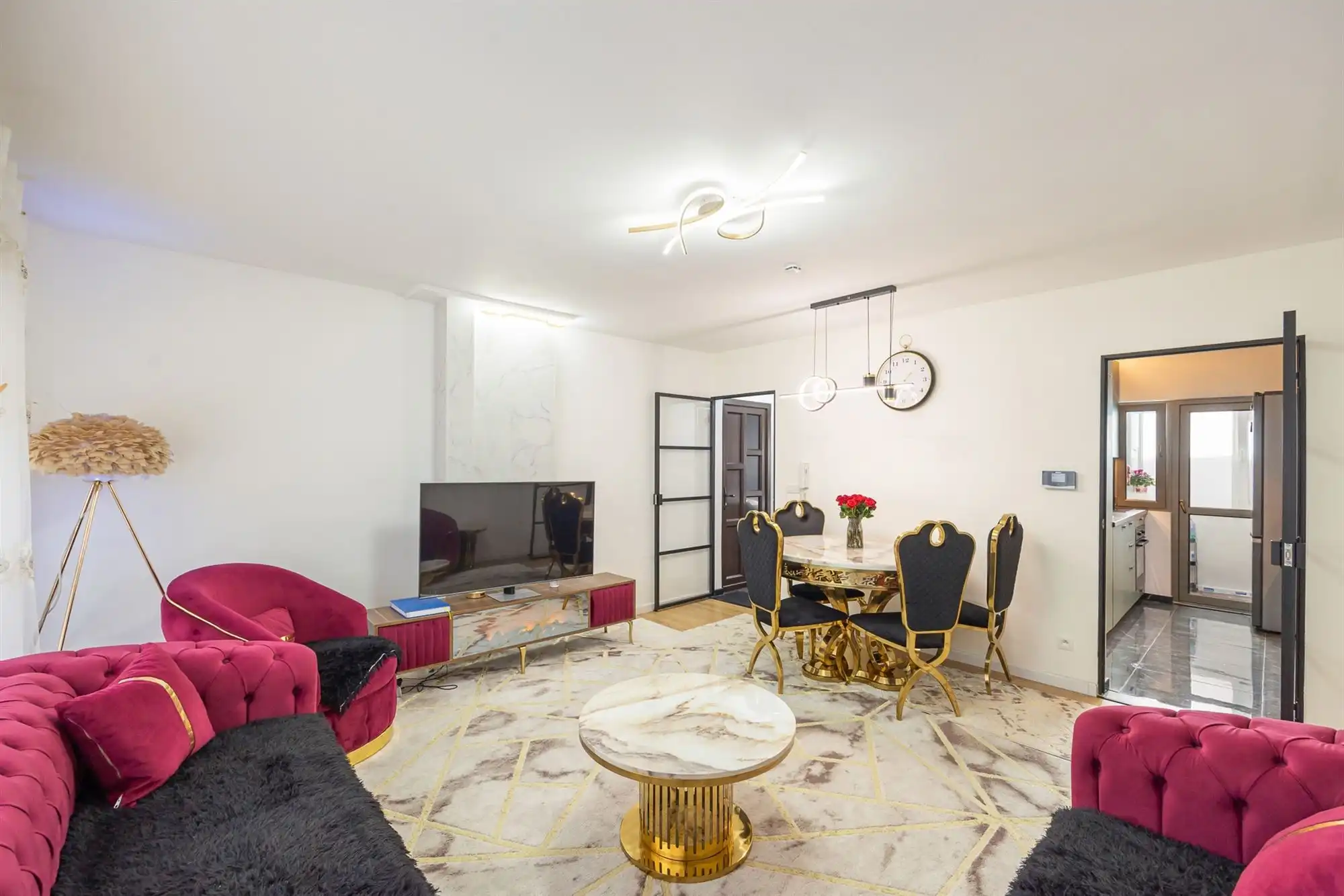 Instapklaar en energiezuinig appartement foto {{pictureIndex}}