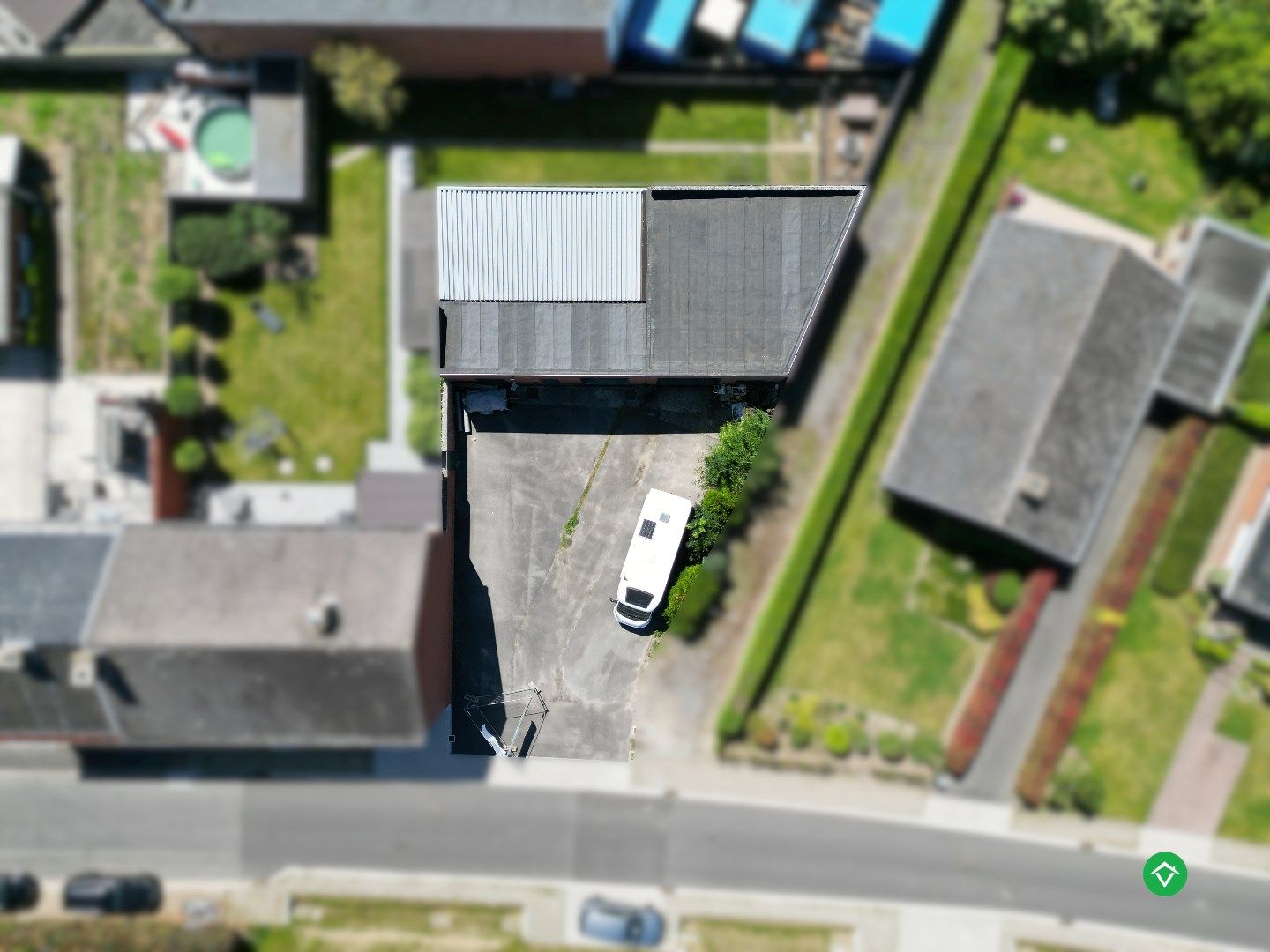 Opslagplaats op een perceel van 446 m² te Gits foto 2