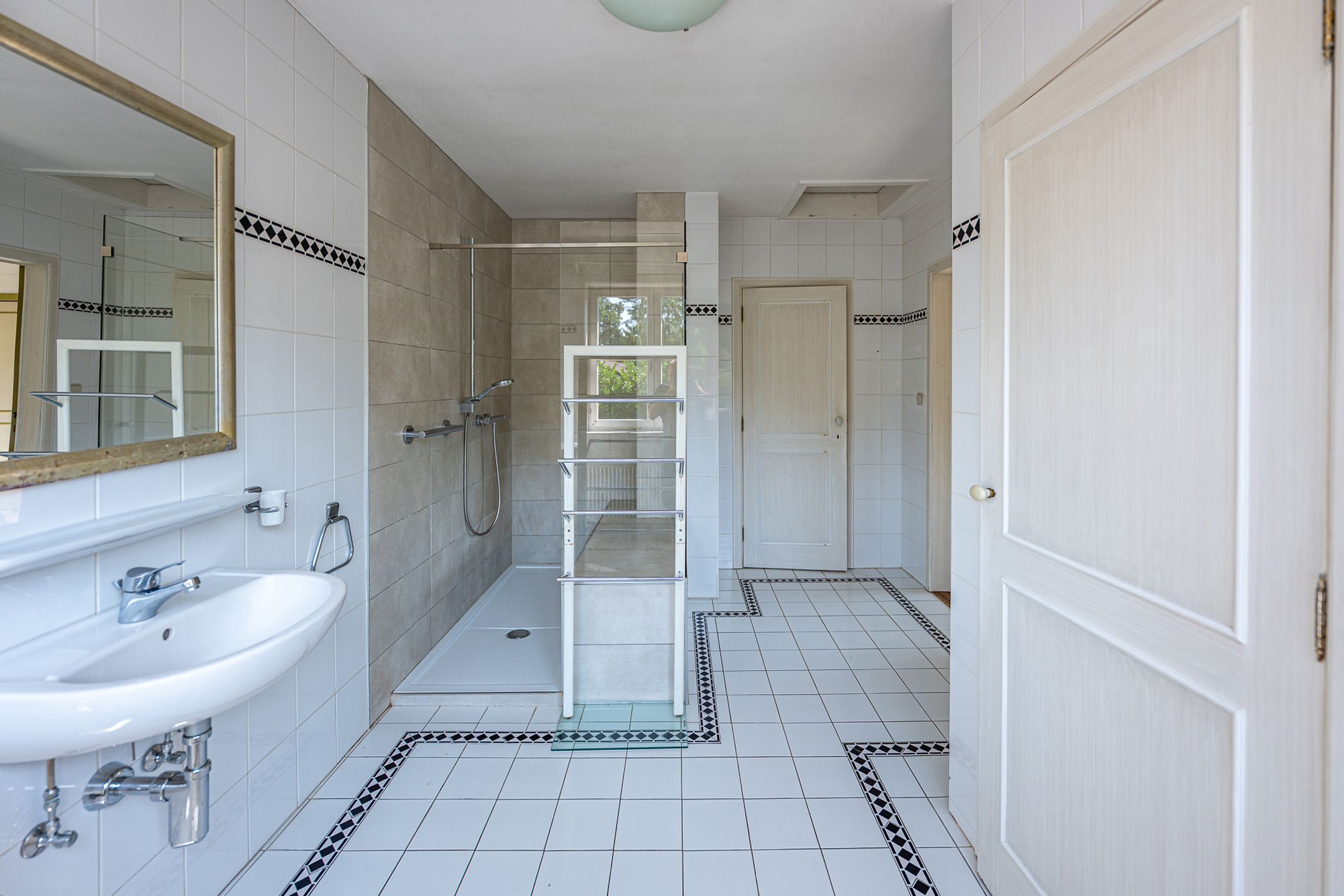 Ruime woning op toplocatie in Keerbergen! foto 15