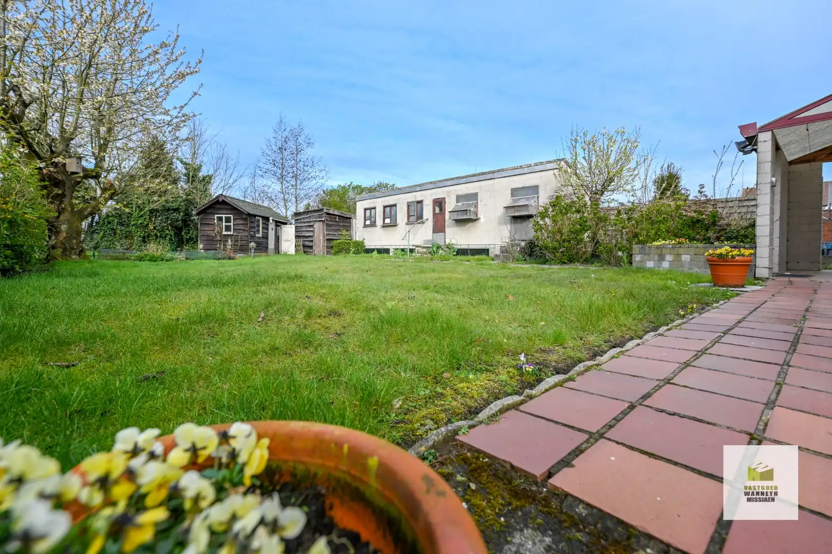Rustig gelegen woning met 5 slaapkamers op 673m2 foto 3