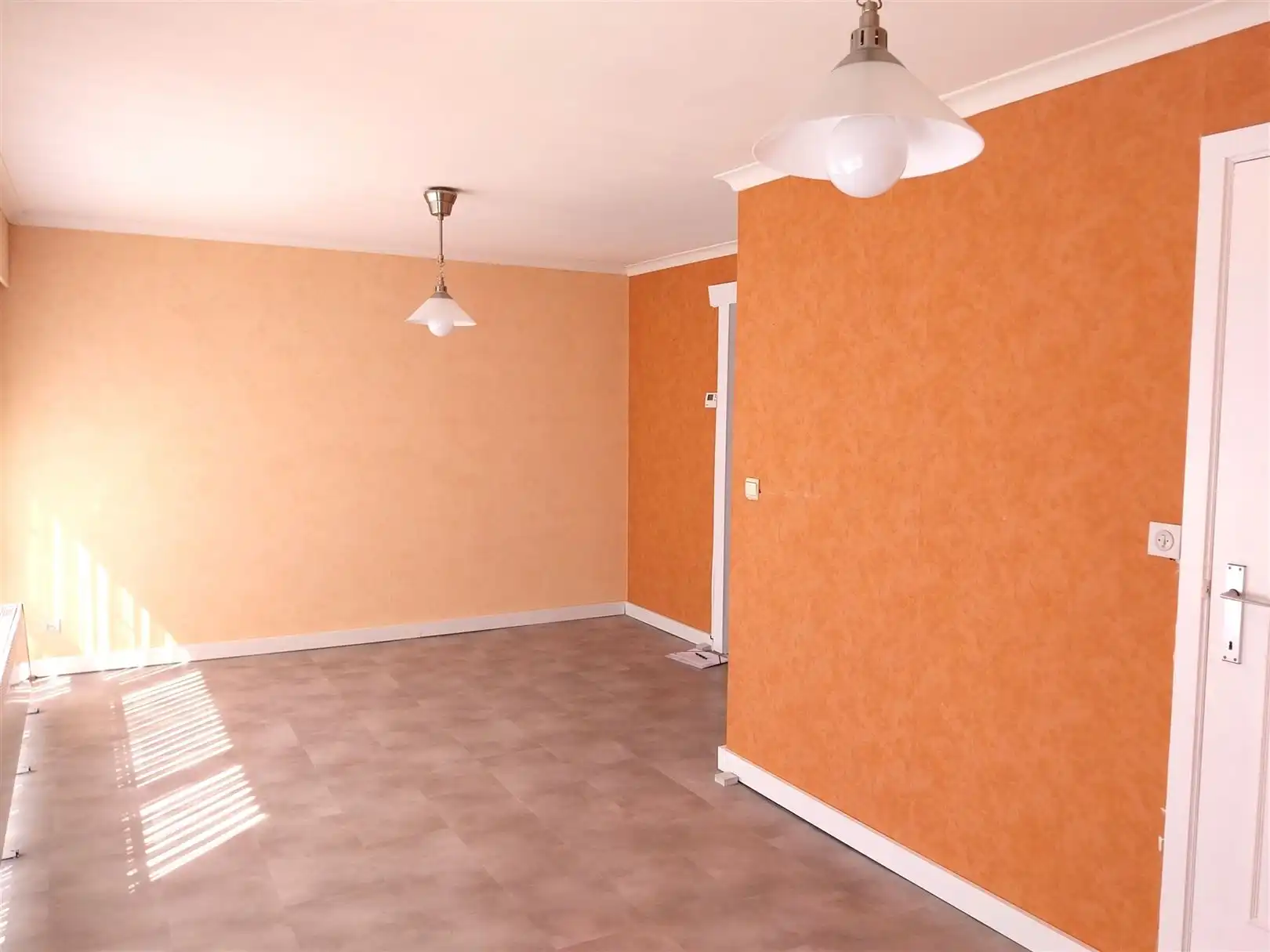 TE HUUR: Gesloten bebouwing met 3 slaapkamers in Aarschot! foto 12