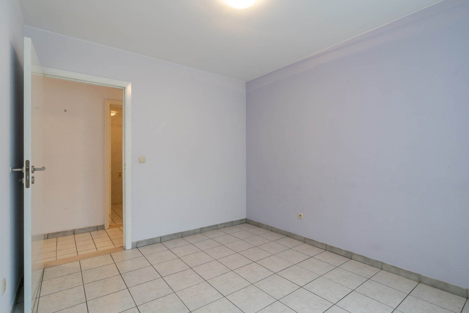 IN OPTIE - Zeer ruim en netjes verzorgd drie-slaapkamer appartement met kelder en garage te Schoonbeek - instapklaar ! foto 25