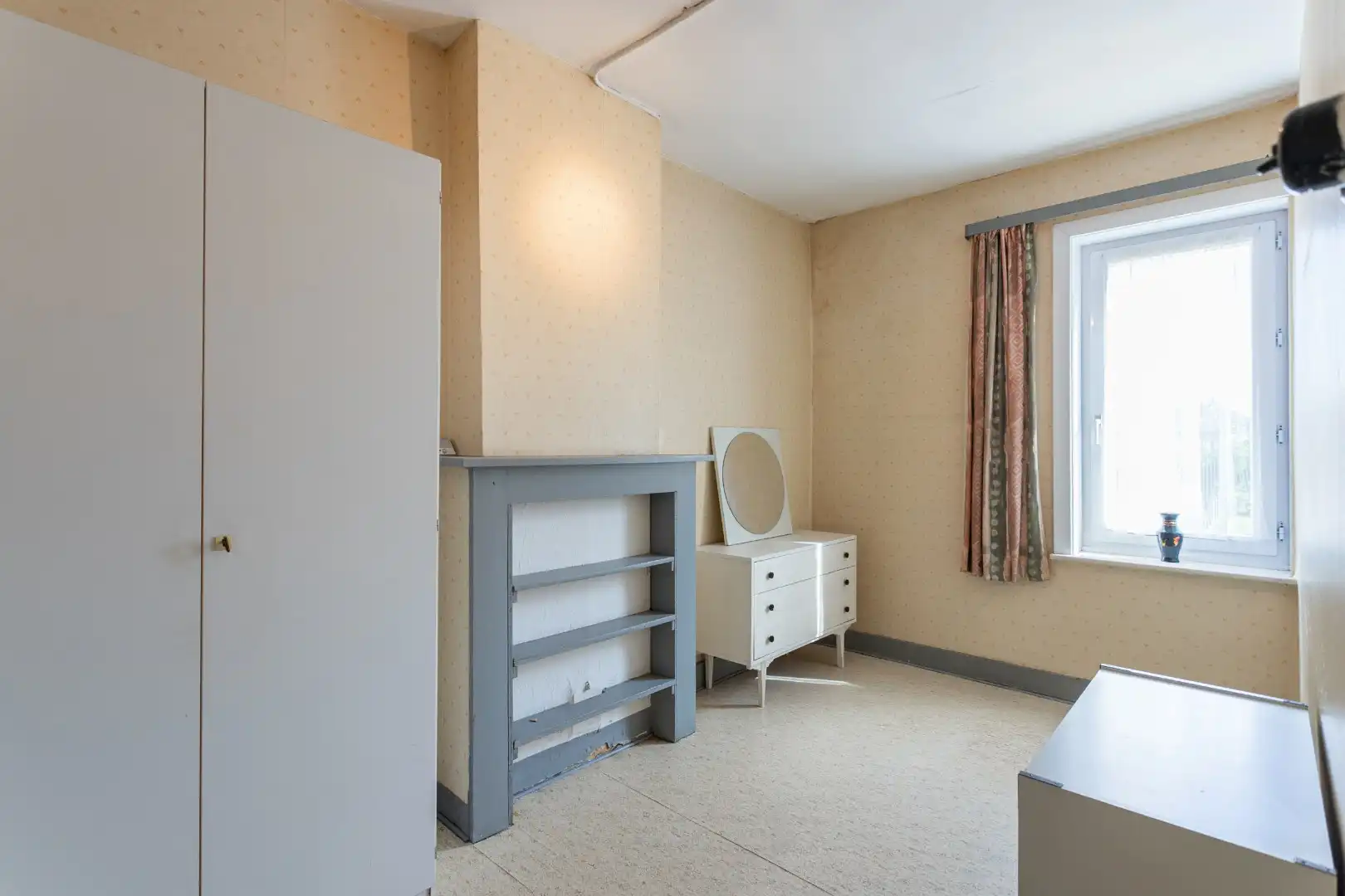 Te renoveren woning met 3 slpk te Buizingen foto 11