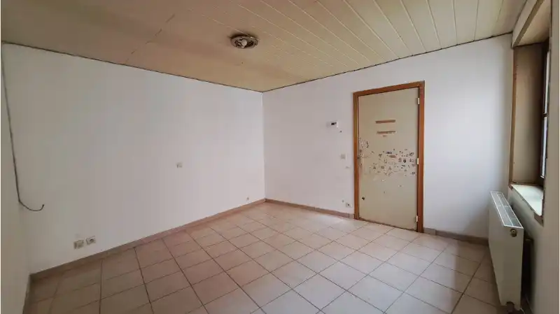 Instapklare Winkelruimte op commerciële ligging te huur in centrrum Brugge foto 6