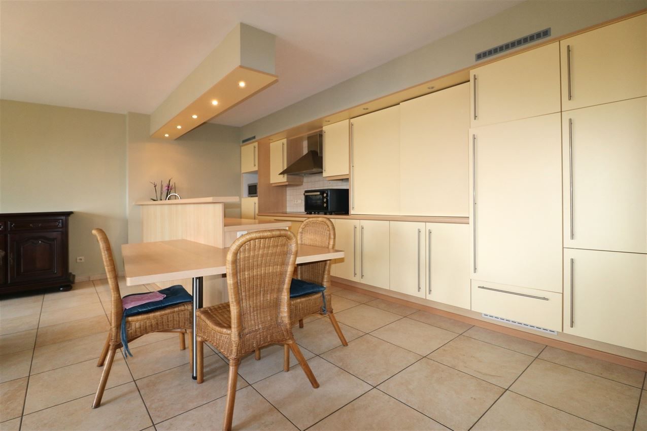 2 grote slpk., garage, zicht op demervallei, temidden centrum foto 11