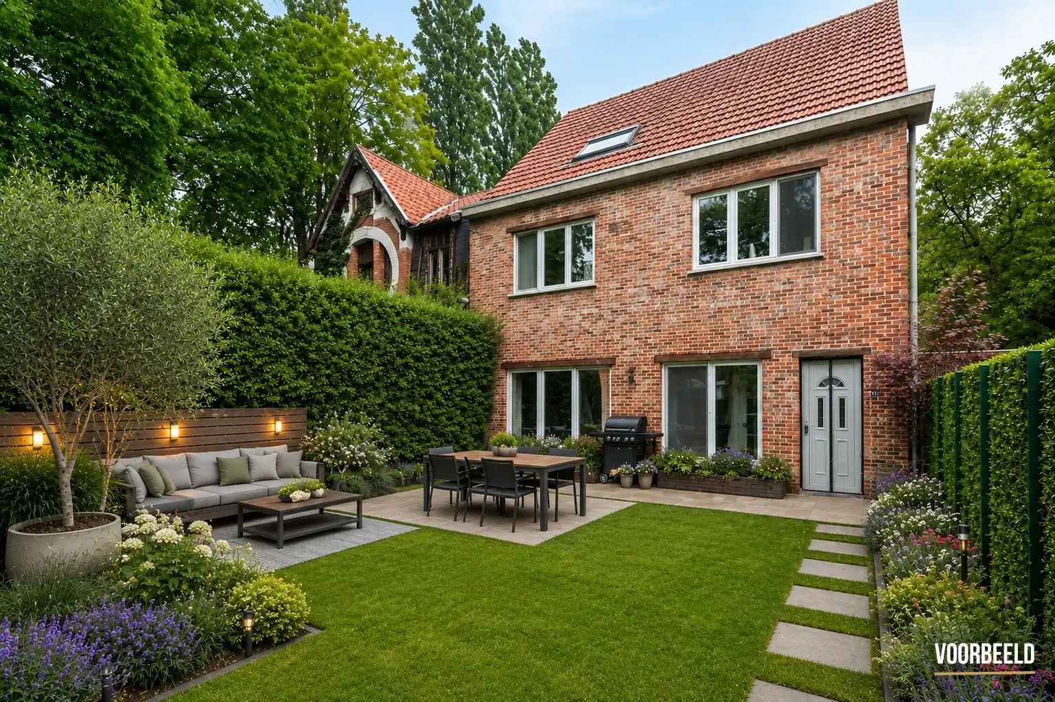 Gezinswoning met 3 slpks, 2 bdkms, tuin en parking Kapellen foto 2