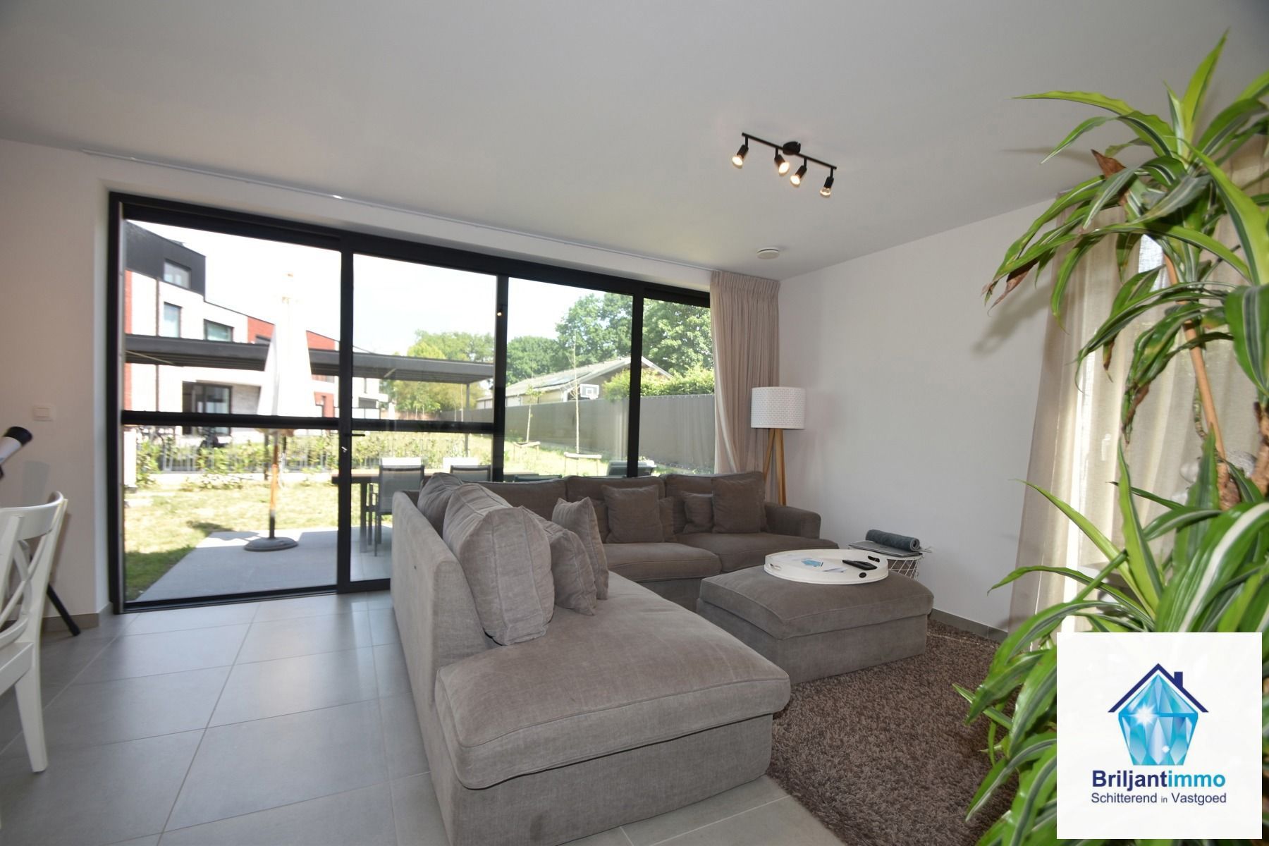 Energiezuinig gelijkvloers appartement met 3 slpkmrs & tuin foto 4
