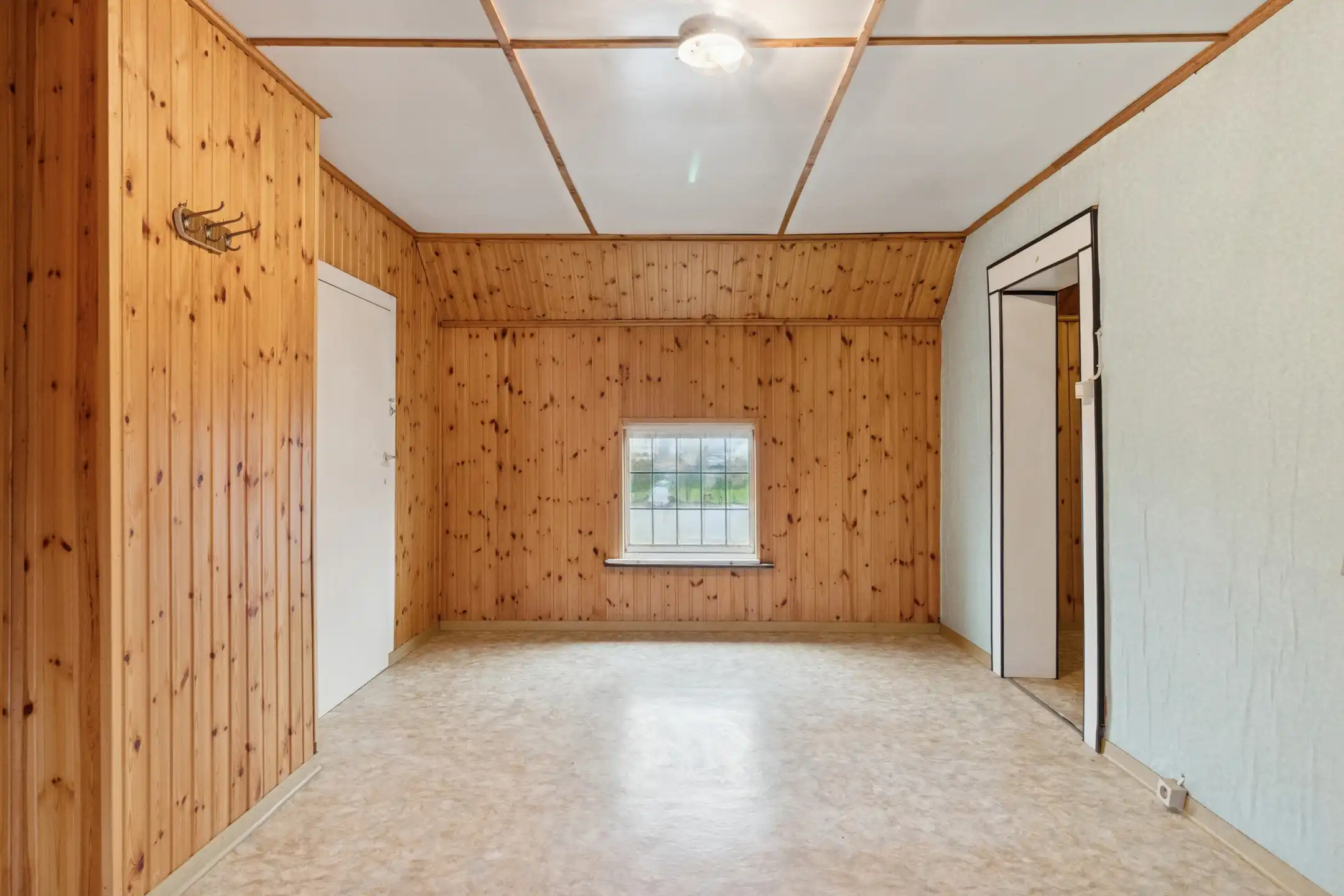 Charmante woning met renovatiepotentieel  foto 15