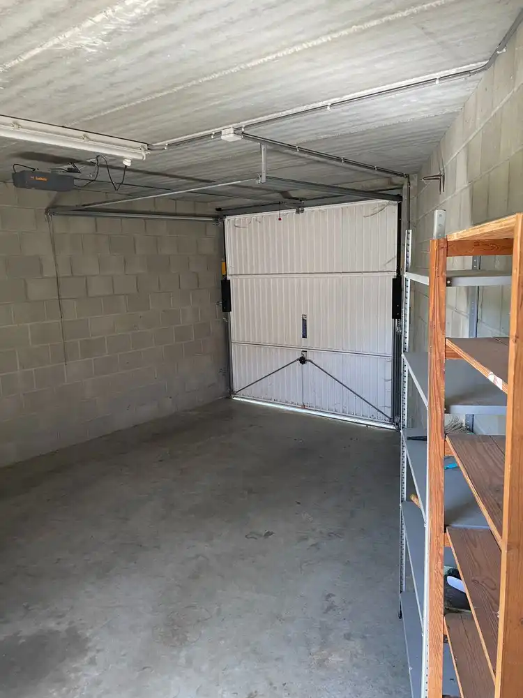 Gelijkvloers appartement met 2 slaapkamers + terras + tuin foto 21