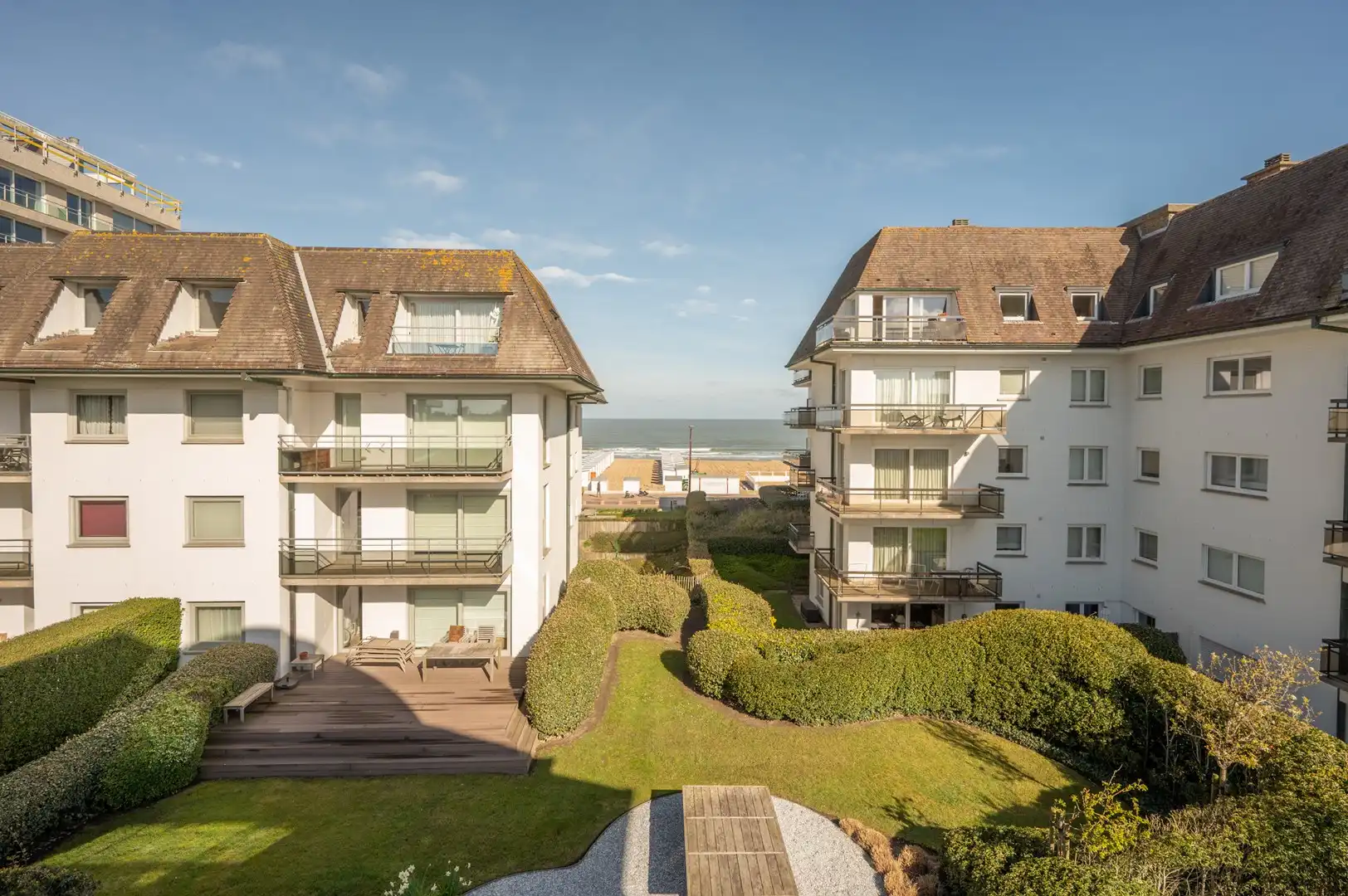 Instapklaar appartement met frontaal zeezicht in het Zoute. foto 9