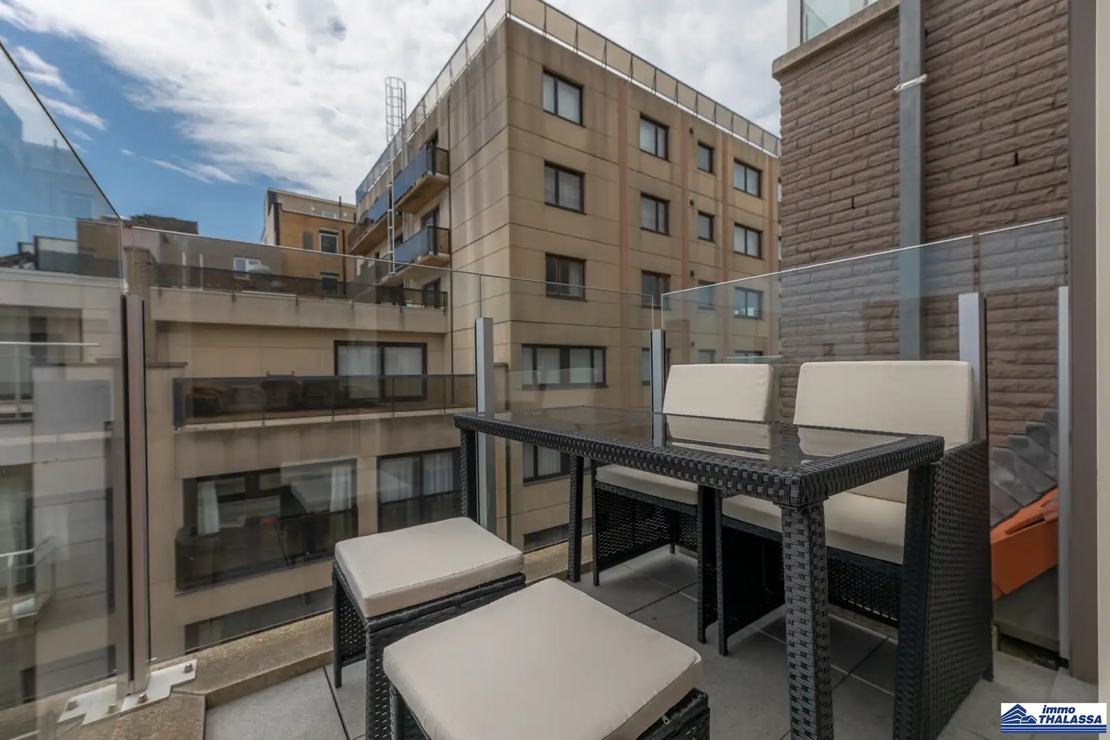 Modern ingericht appartement op de 5e verdieping aan de Ankerweg in De Panne - perfecte uitvalsbasis voor een gezellig verblijf aan zee. foto 5