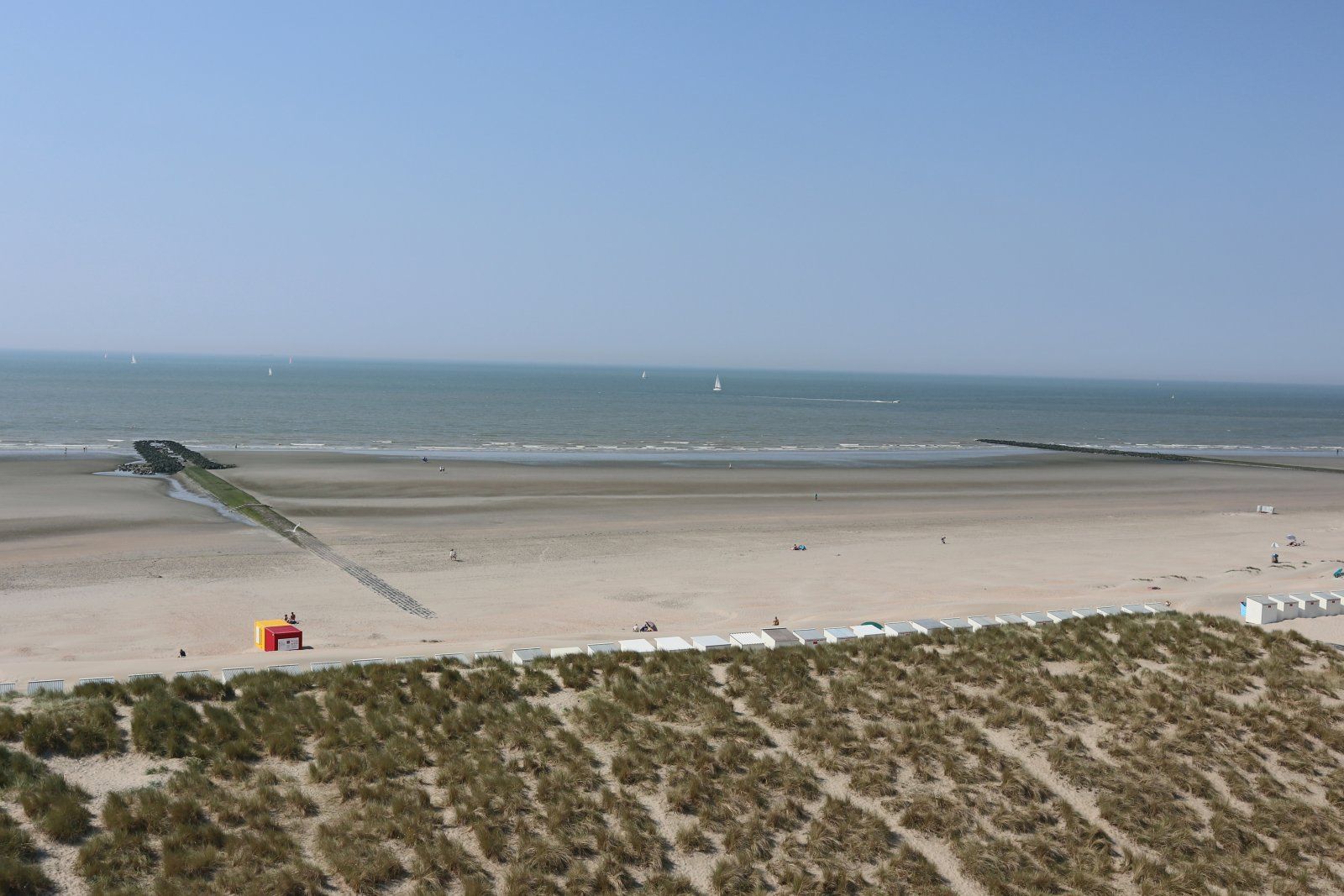 Appartement met frontaal zeezicht te Nieuwpoort foto 4