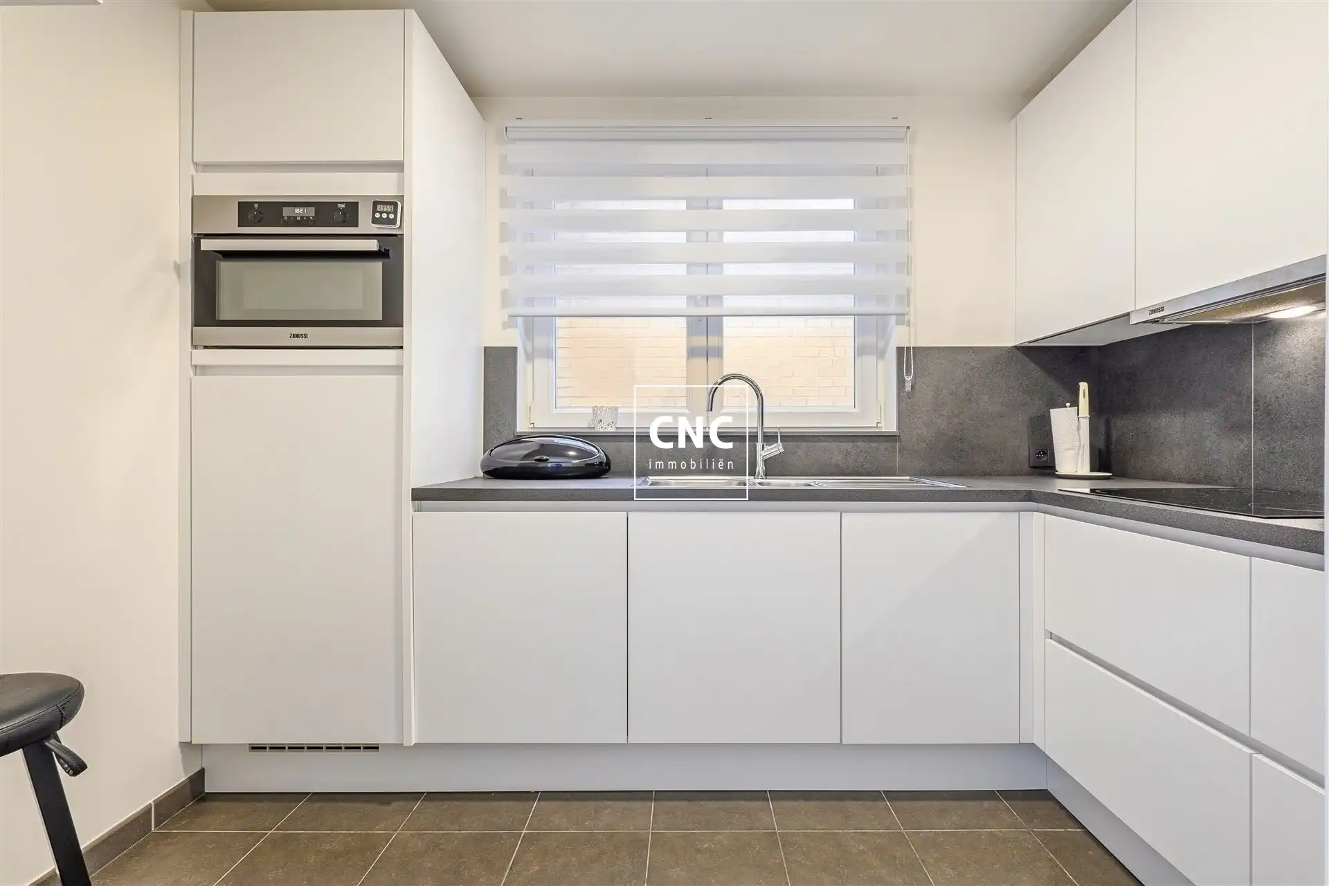 Modern gemeubeld appartement met zonneterras in Oud Knokke foto 10