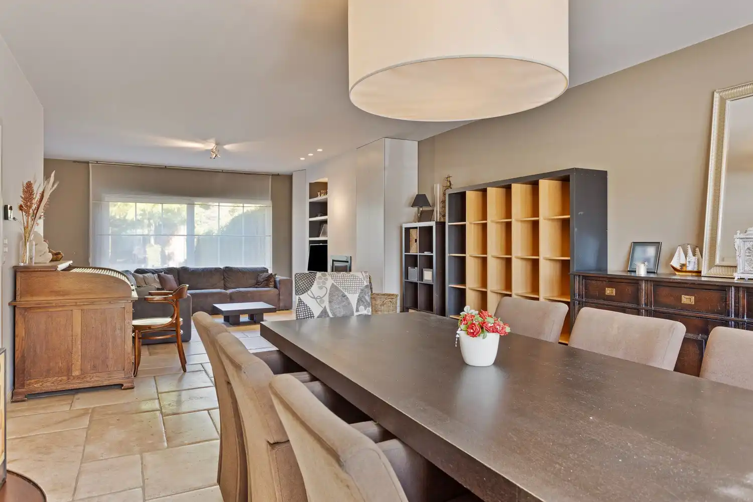 Ruime instapklare halfopen bebouwing op 433m² te Mortsel foto 3