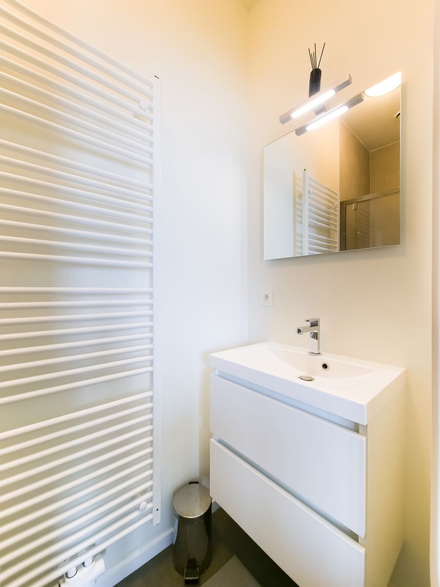 Ongemeubeld 2 slaapkamer appt. met zicht op de Schelde foto 15