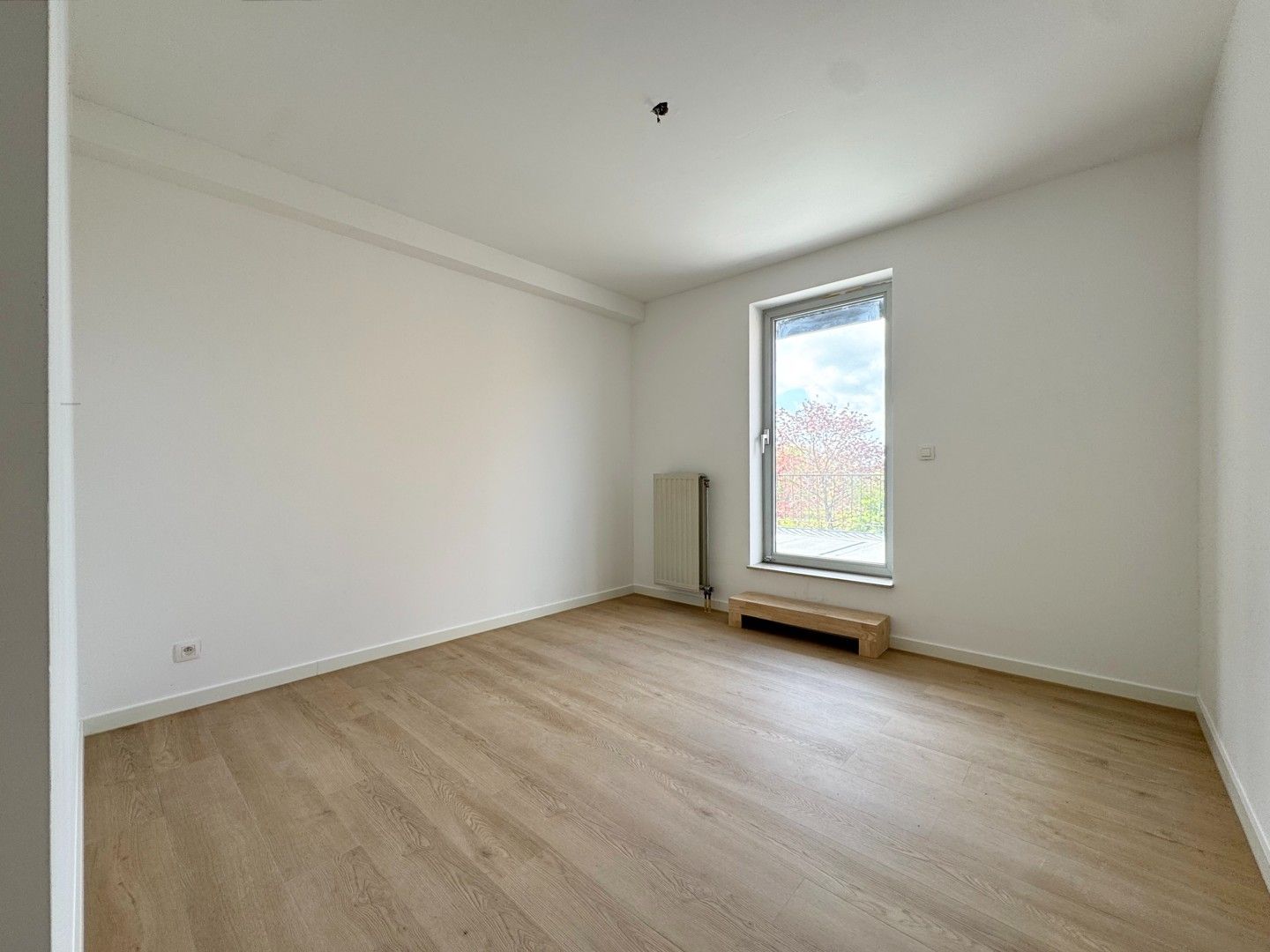 Recent gerenoveerd appartement met drie slaapkamers en garage. foto 7