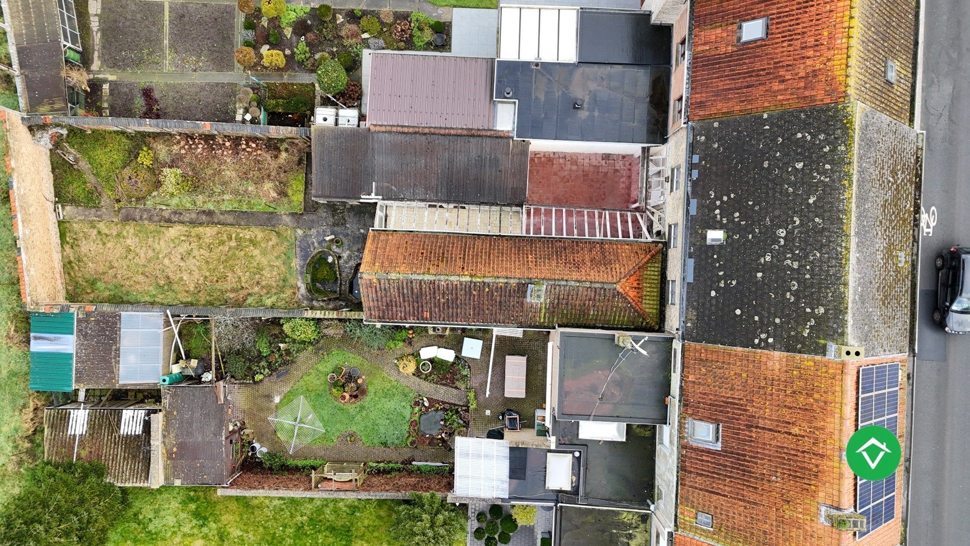 Riante woning met veel potentieel gelegen in Esen, Diksmuide foto 3