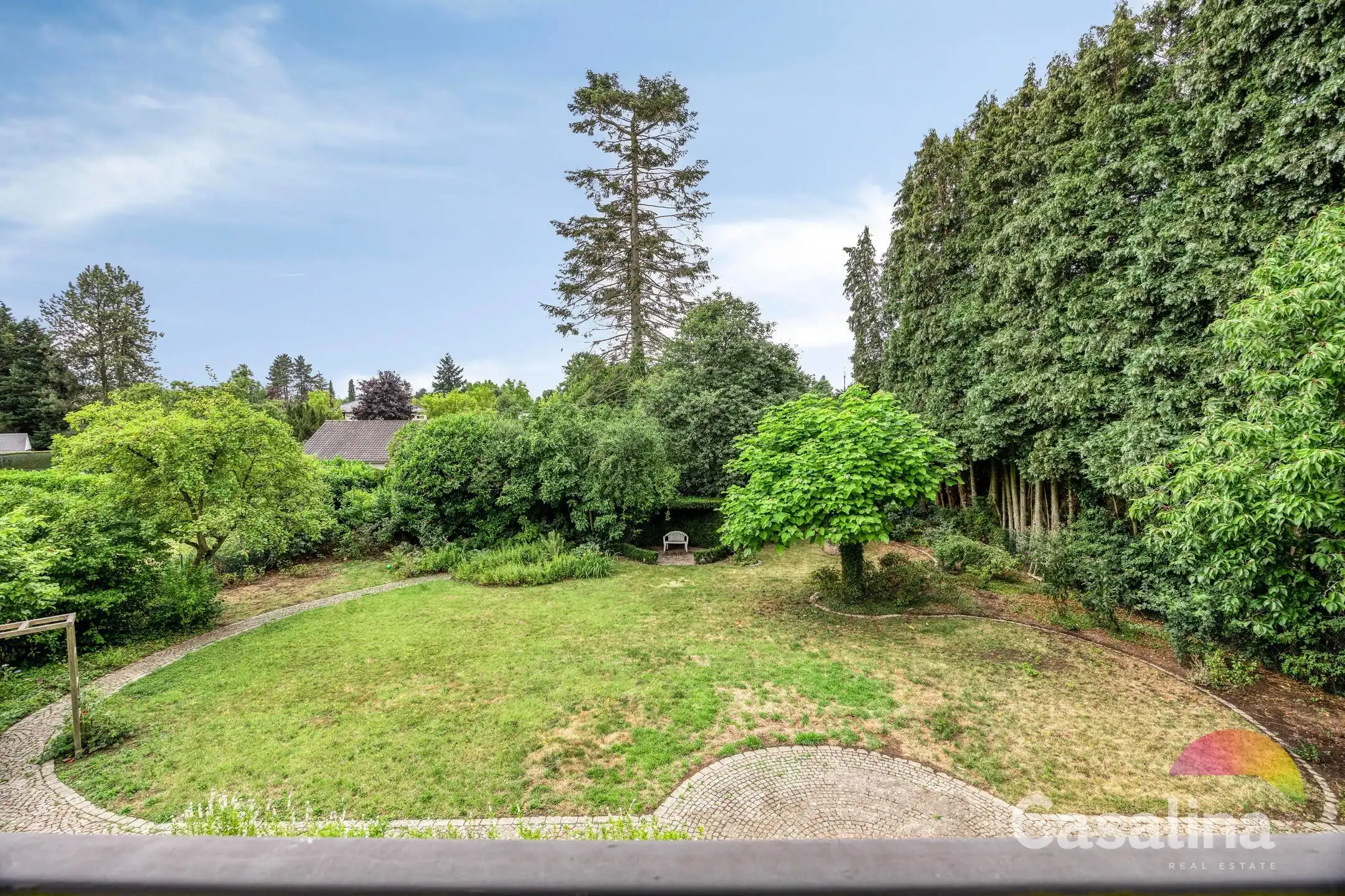 Prachtige Villa  met mooie tuin  foto 25