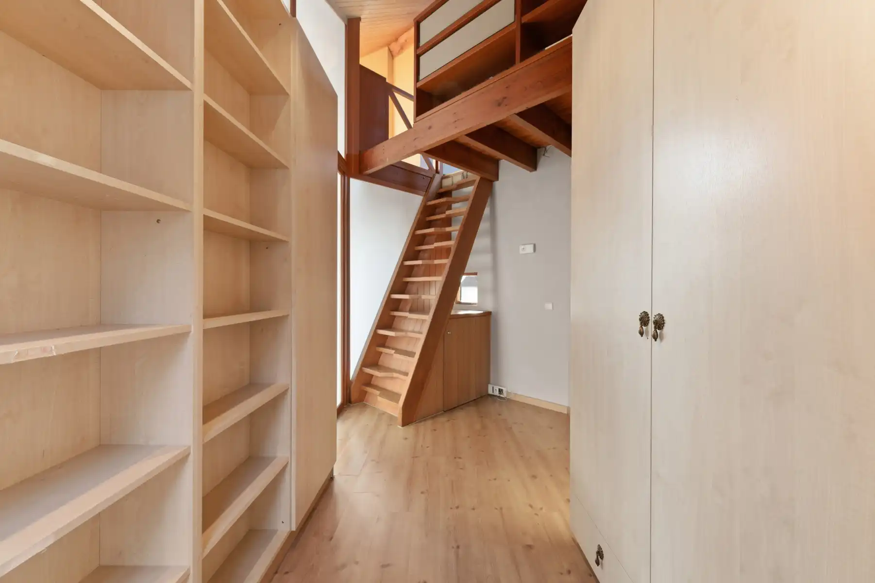 Architecturale villa aan het meer te KEERBERGEN foto 26