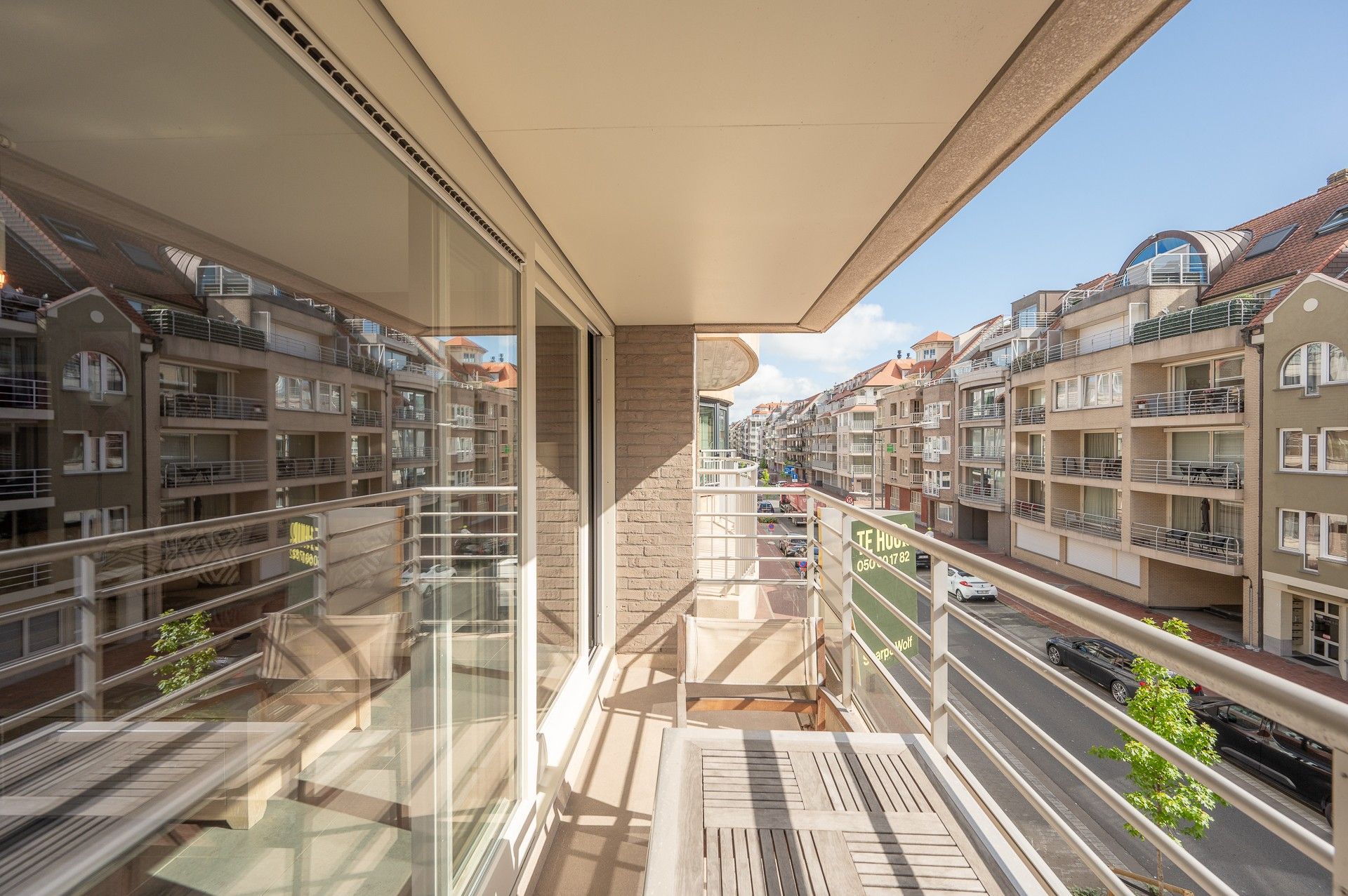 Gemeubeld: gezellig appartement vlakbij de Lippenslaan! foto 6
