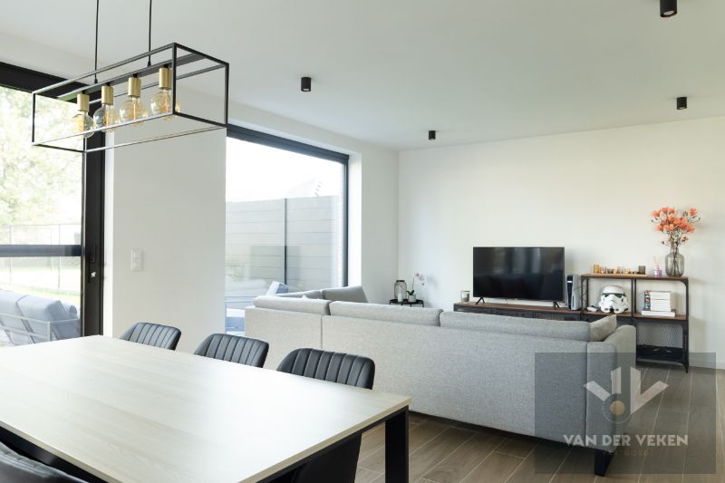 Luxueus en zeer energiezuinige half open bebouwing foto 4