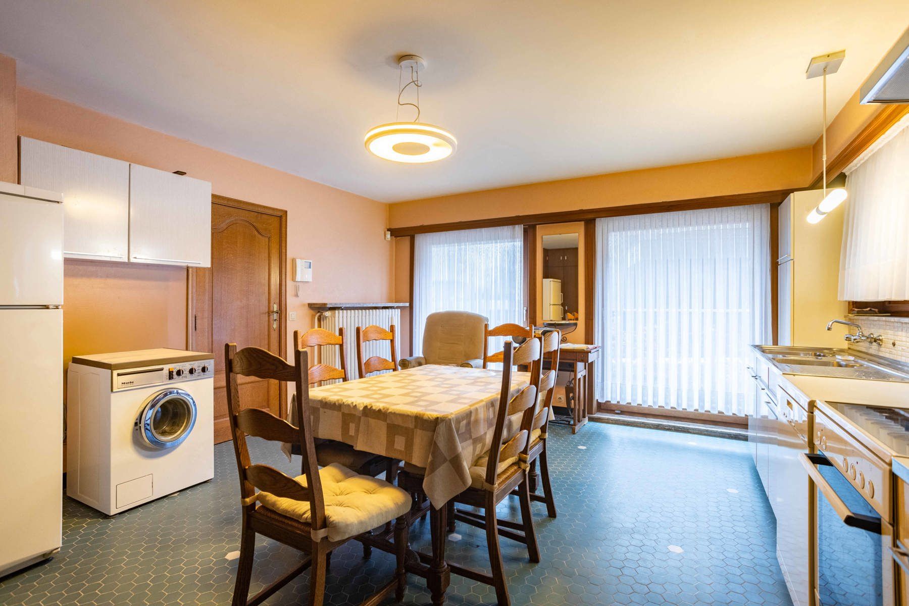 Ruime woning op toplcatie te Aalst!  foto 14