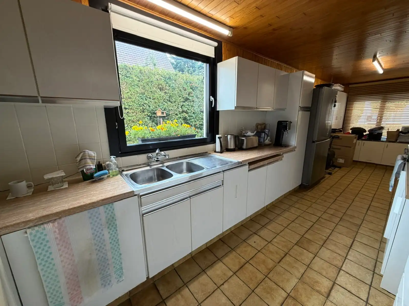 Rustig gelegen woning met 3 slaapkamers en prachtige tuin foto 8