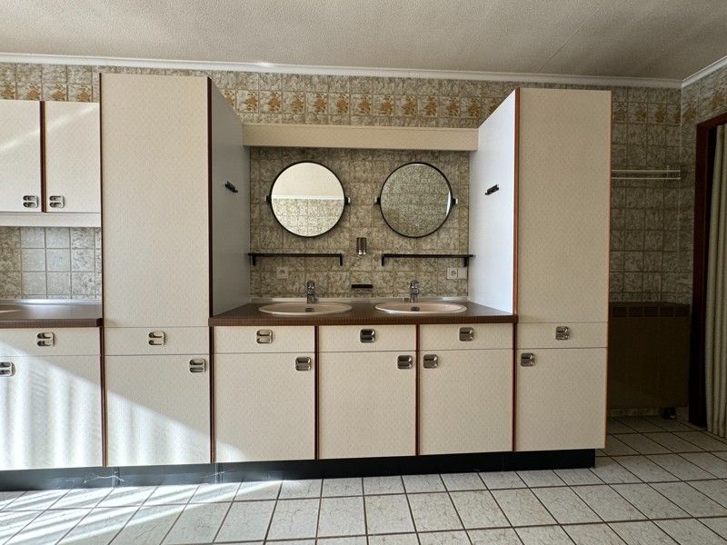 Vrijstaande woning met 5 slaapkamers. foto 75