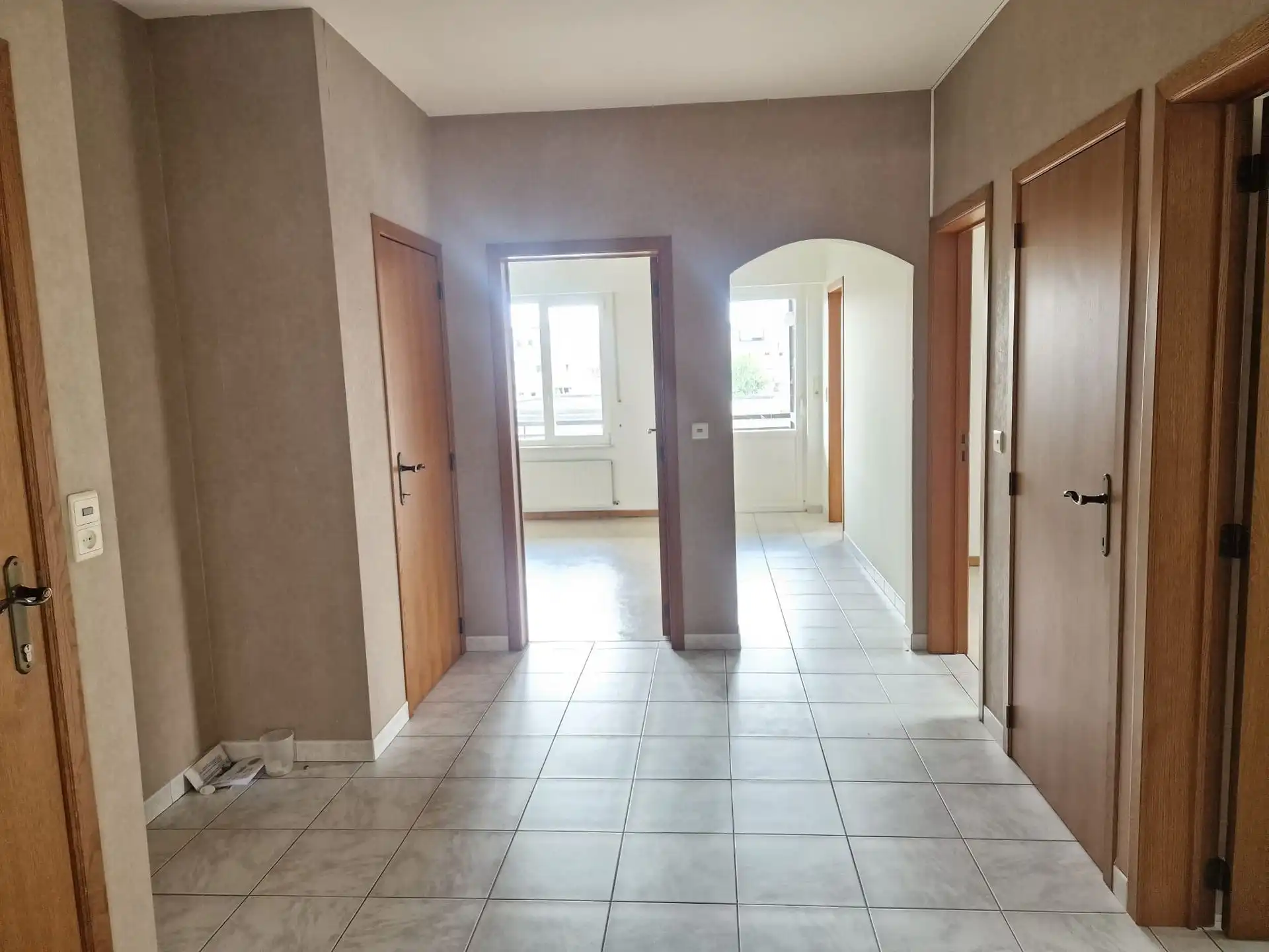 GOED GELEGEN APPARTEMENT MET GARAGE foto 3