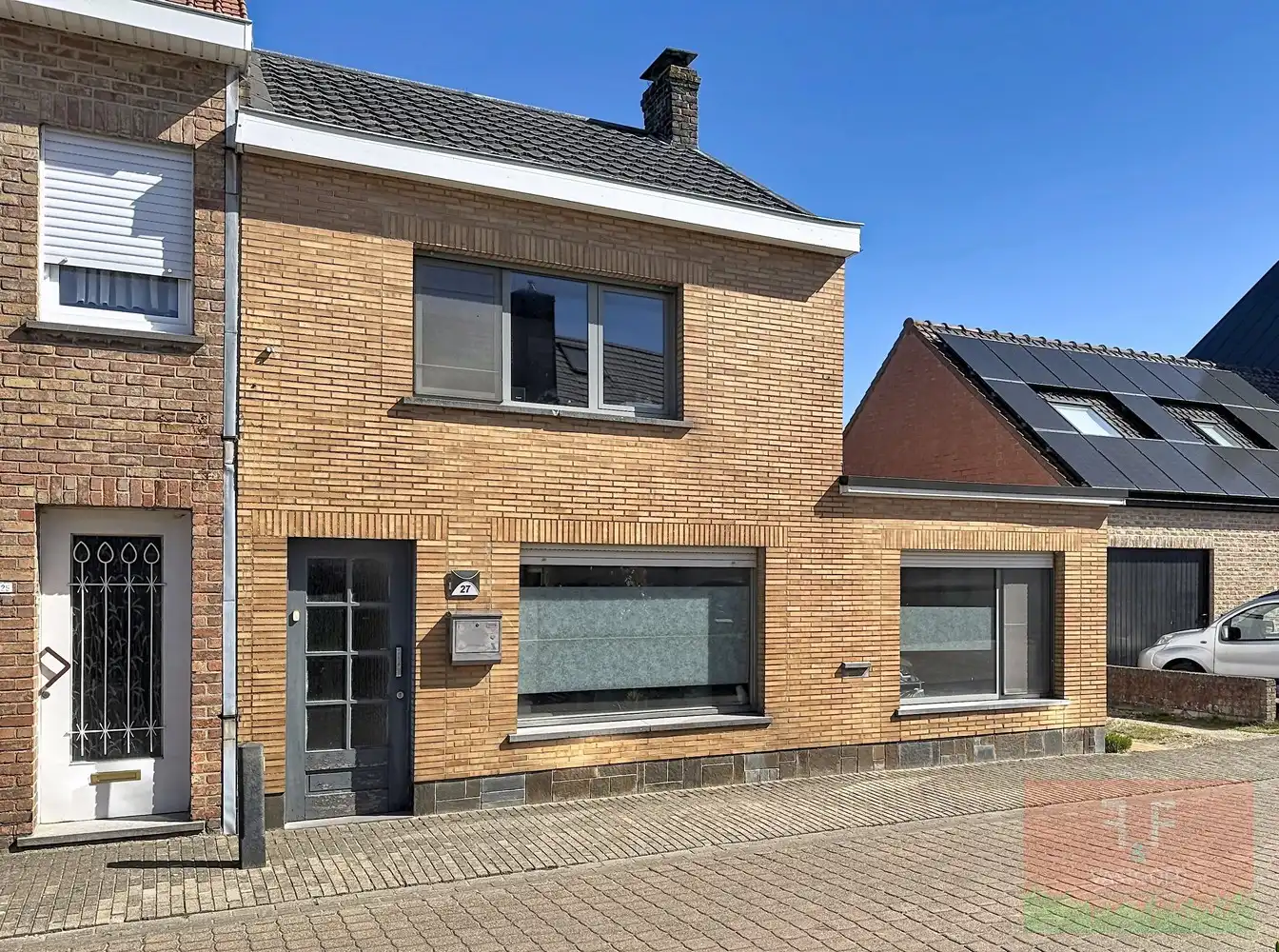 Hoofdfoto van de publicatie: Halfopen gezinswoning met 3 slaapkamers en prachtige tuin te Ettelgem