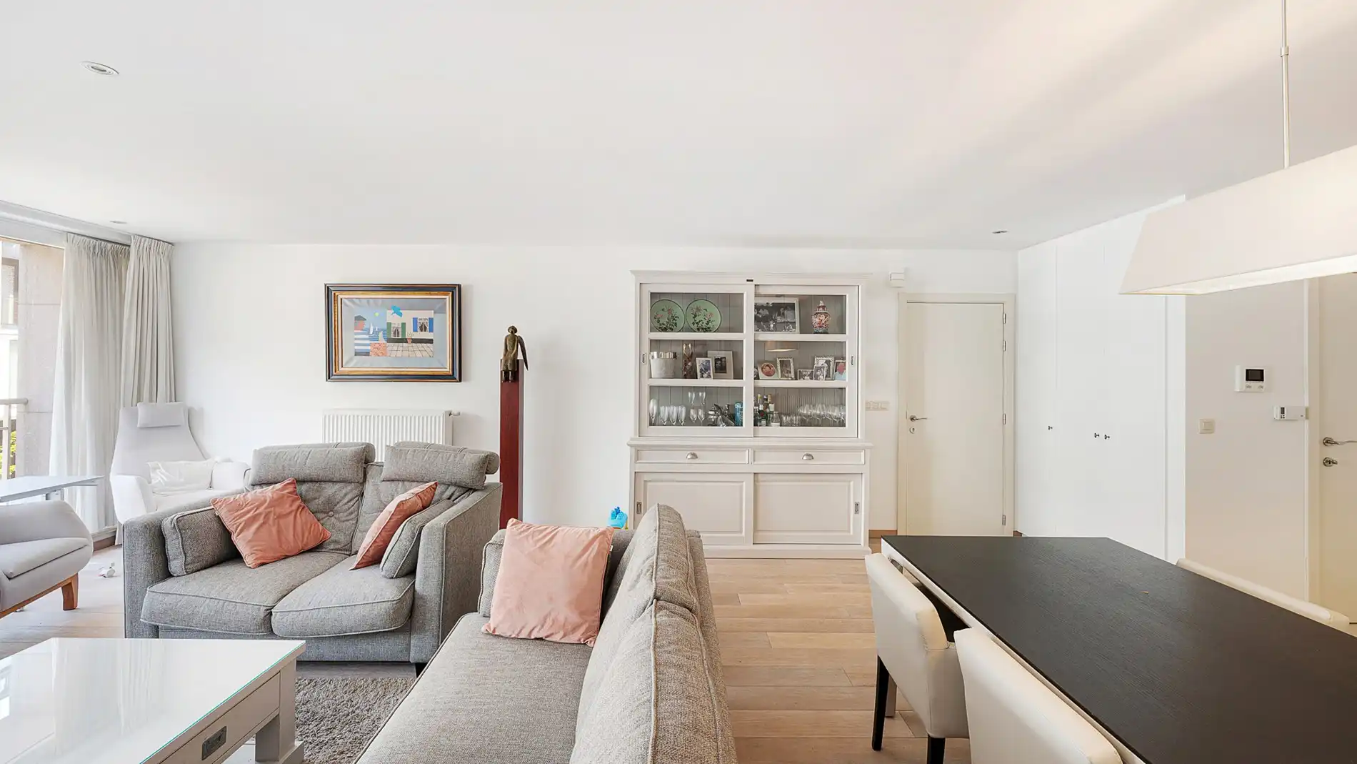 Ruim appartement met 3 slaapkamers foto 7