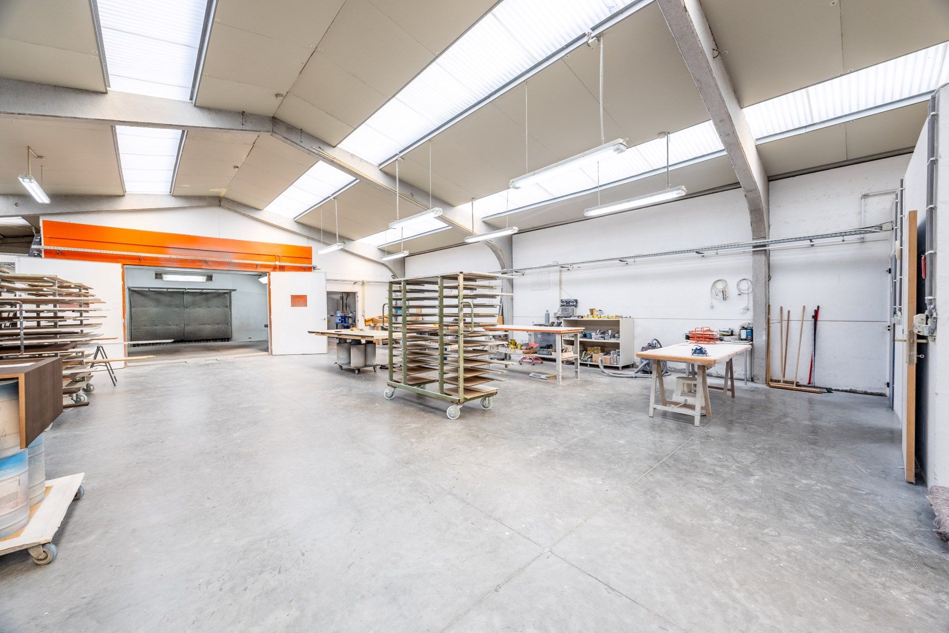 UNIEKE VILLA MET MAGAZIJN VAN 550 M² foto 28