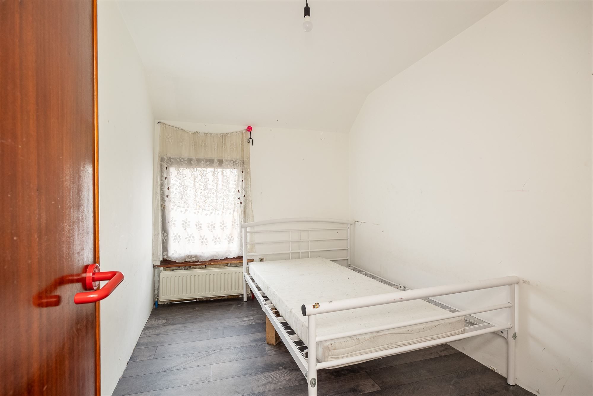 Te renoveren arbeiderswoning met 3 slpk. en tuin foto 14