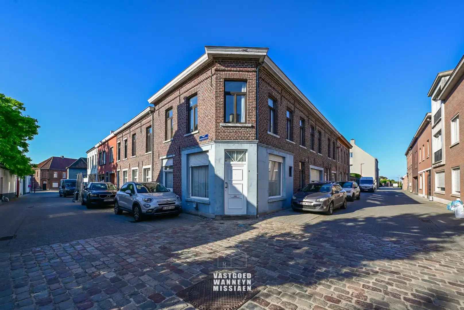 Hoofdfoto van de publicatie: Casco woning met kantoorfunctie, ruime garage en een knusse binnenkoer