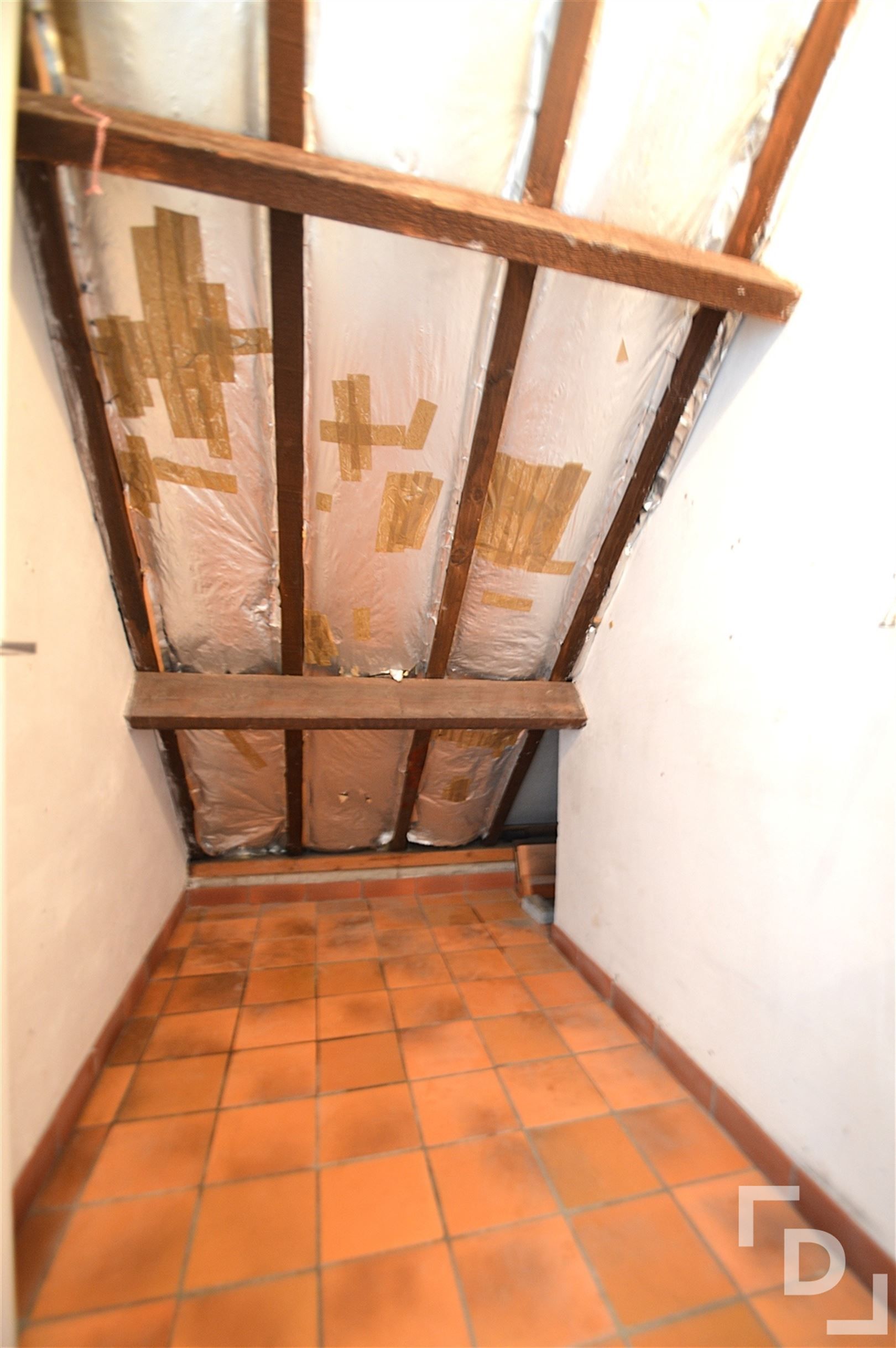 Dakappartement te huur in centrum Poperinge. foto 15