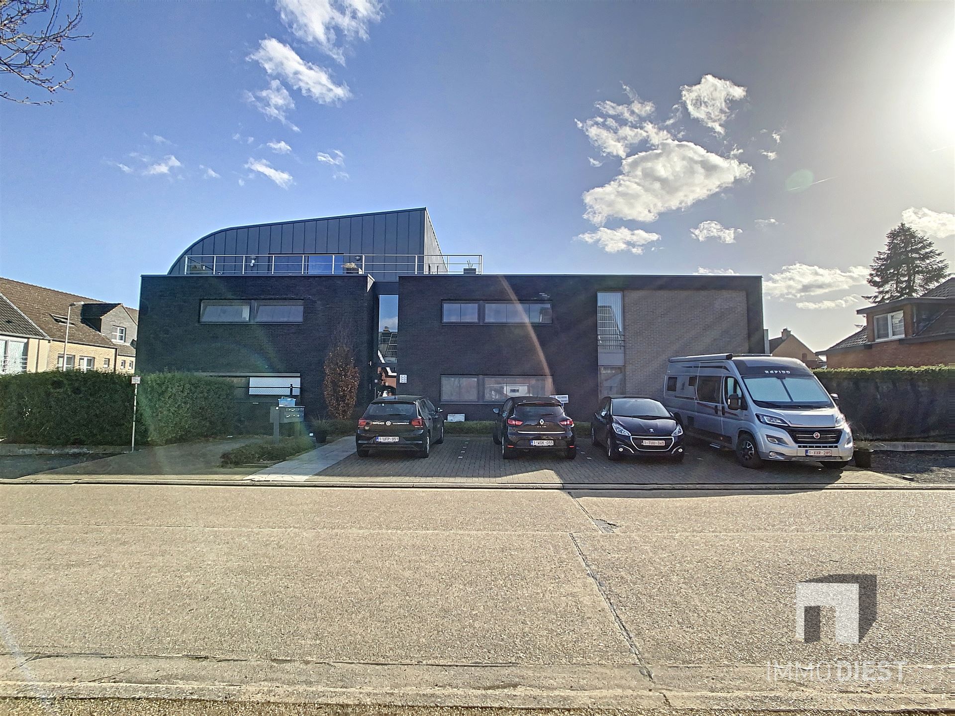 Gelijkvloers app. foto {{pictureIndex}}